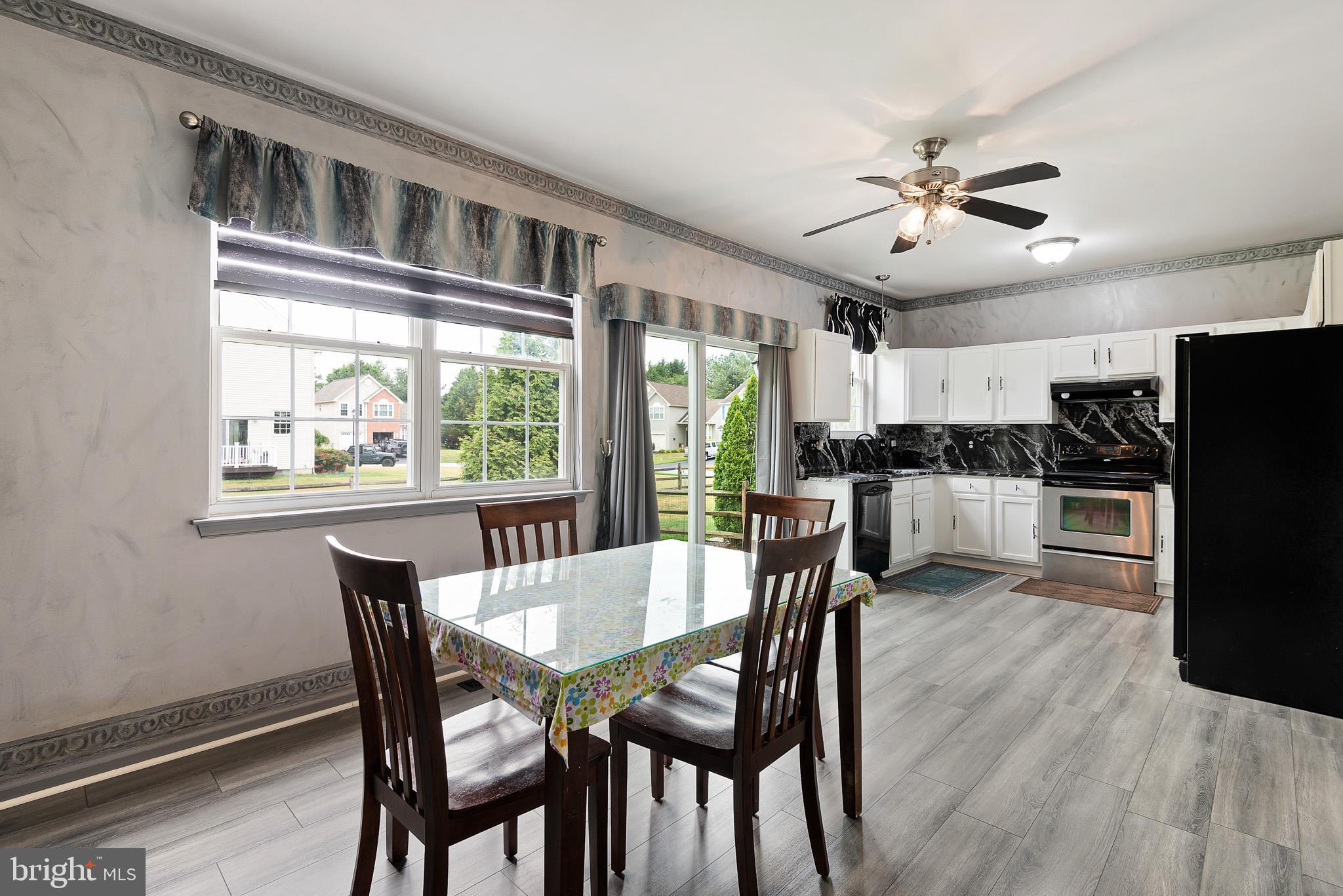 BRENNAN ESTATES - Residential