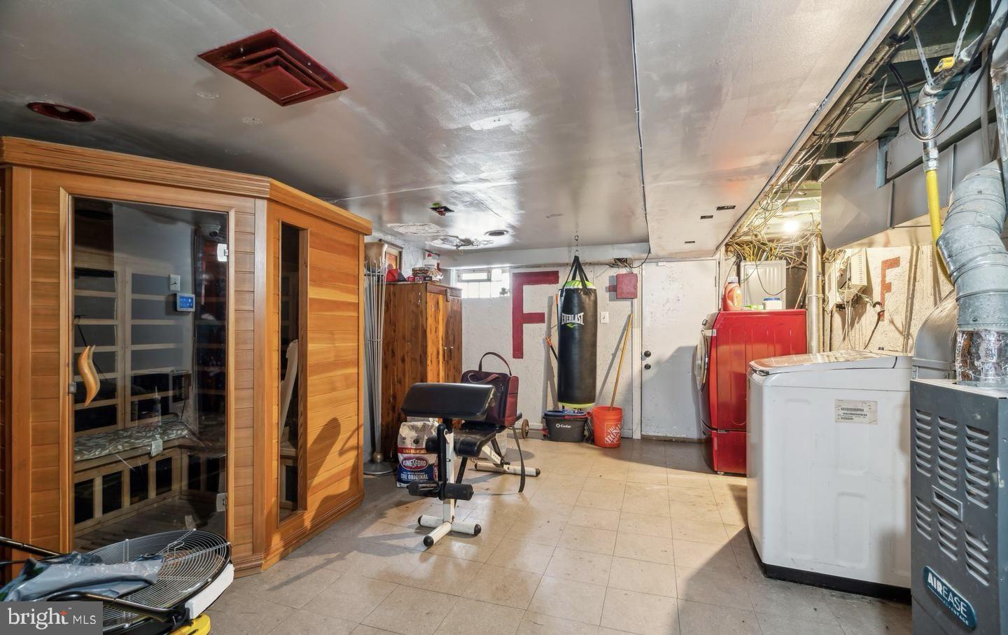 FRANKFORD - Residential