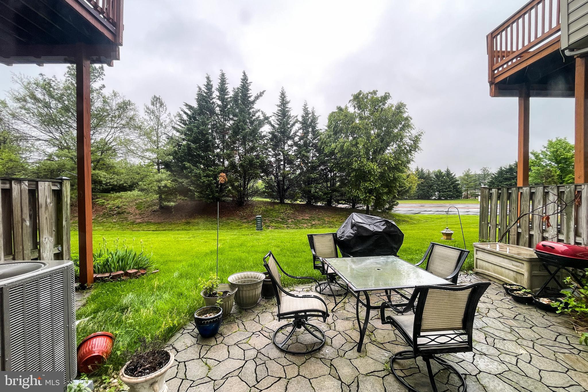 EDWARDS LANDING - Residential Lease