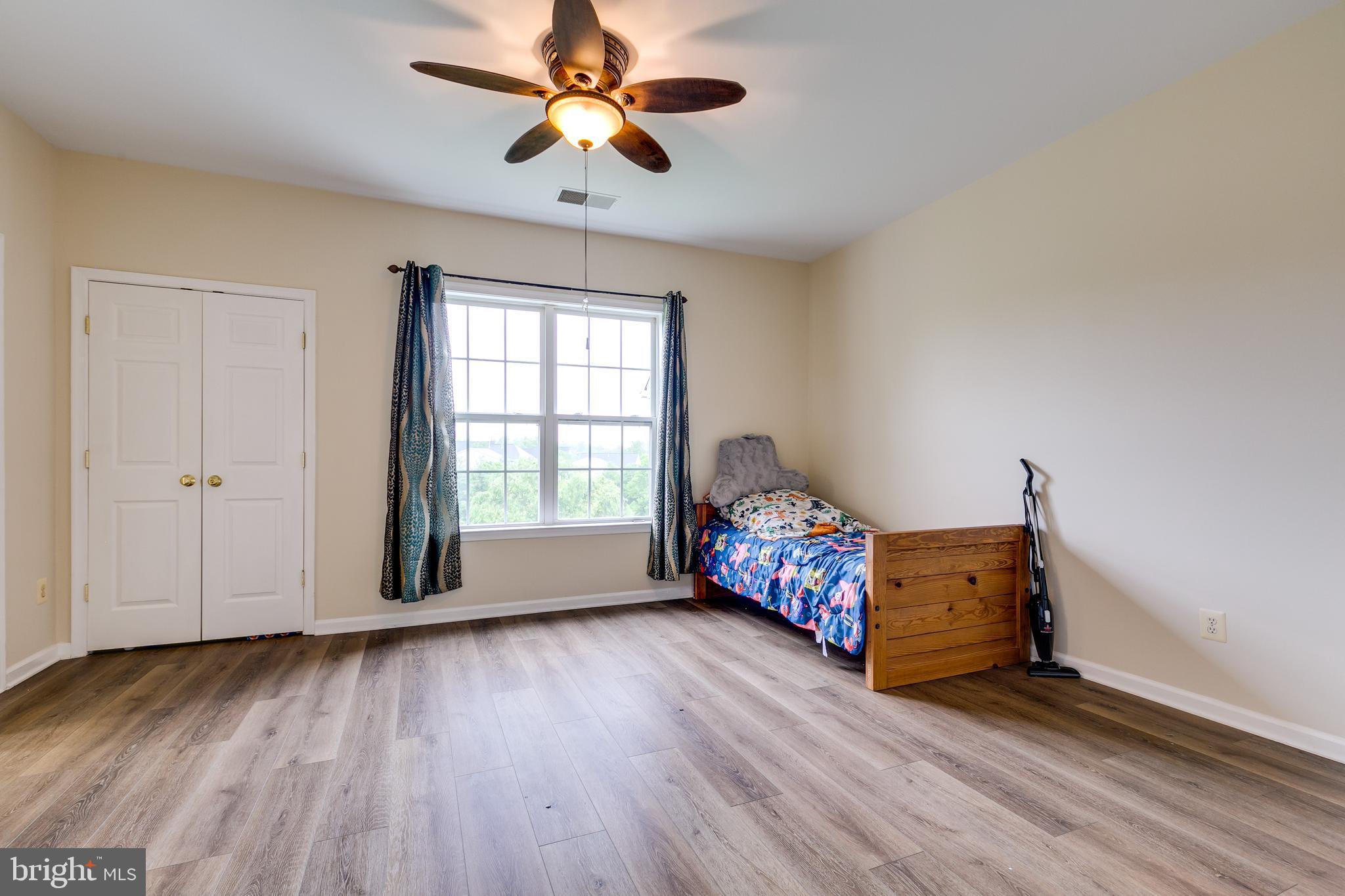 EDWARDS LANDING - Residential Lease