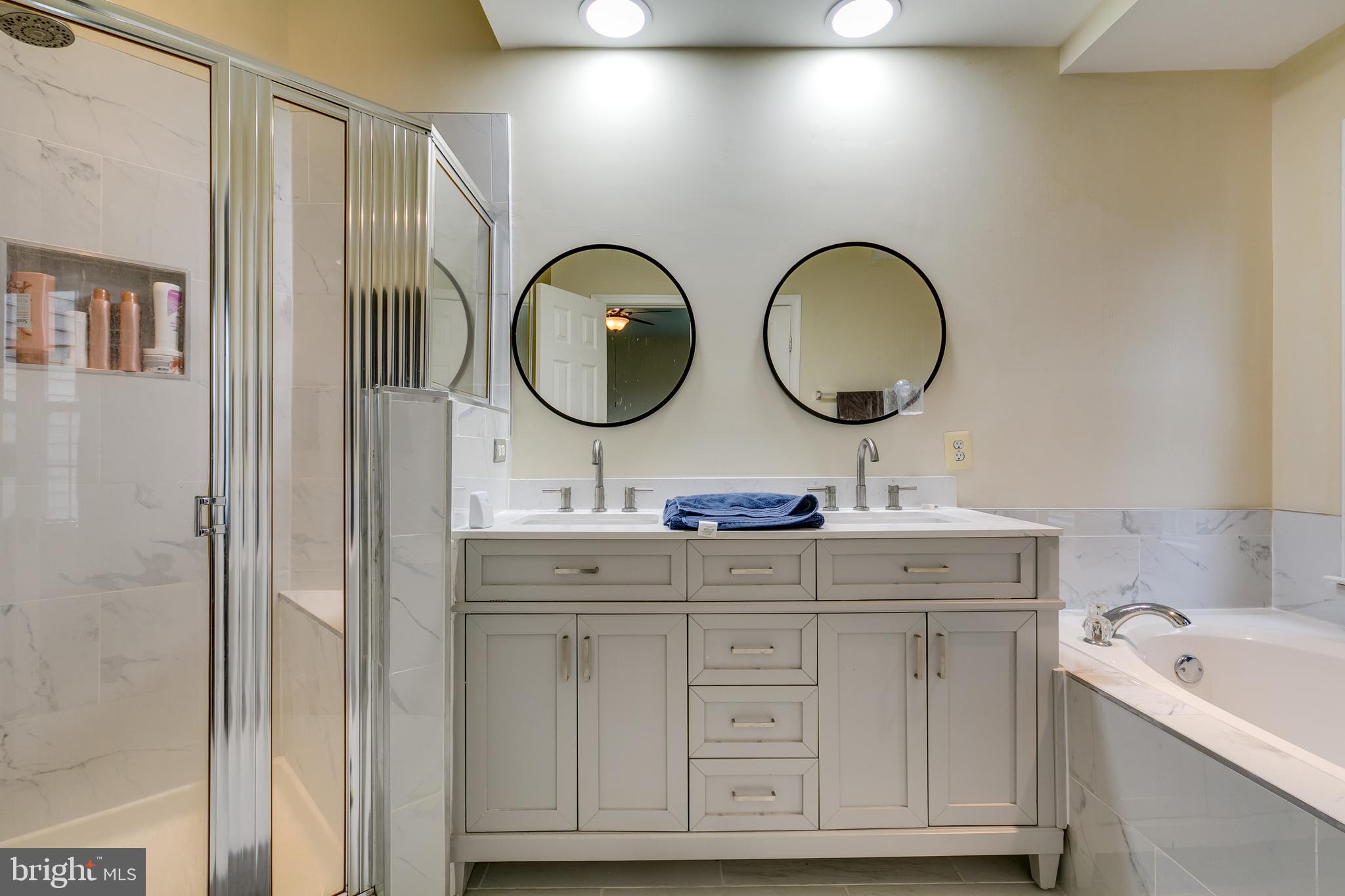 EDWARDS LANDING - Residential Lease