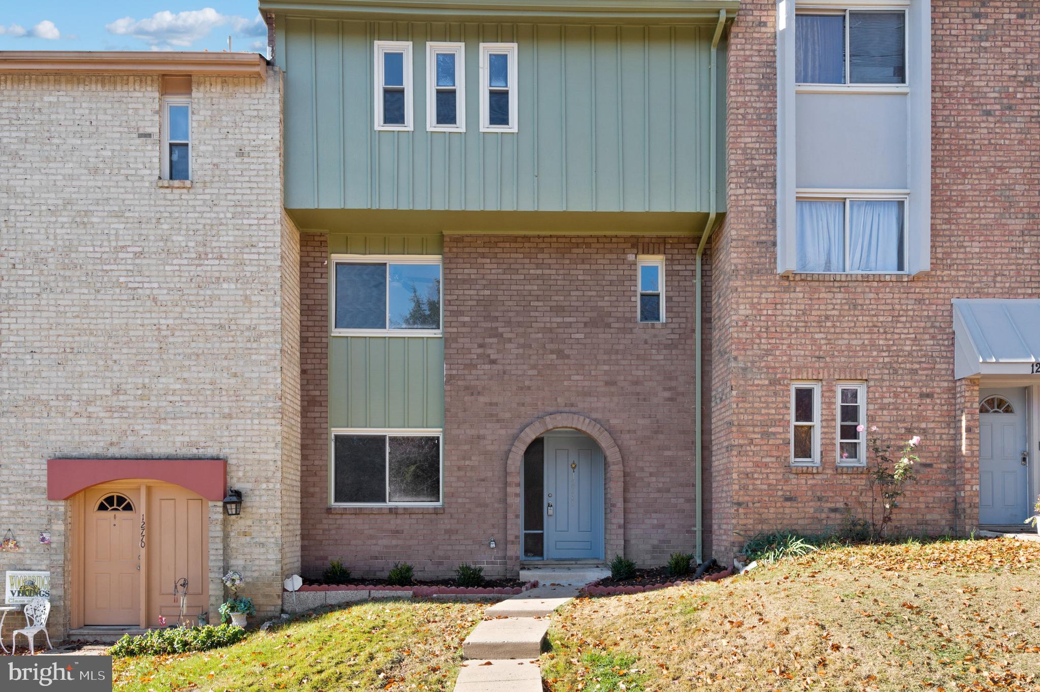 ROLLING BROOK - Residential