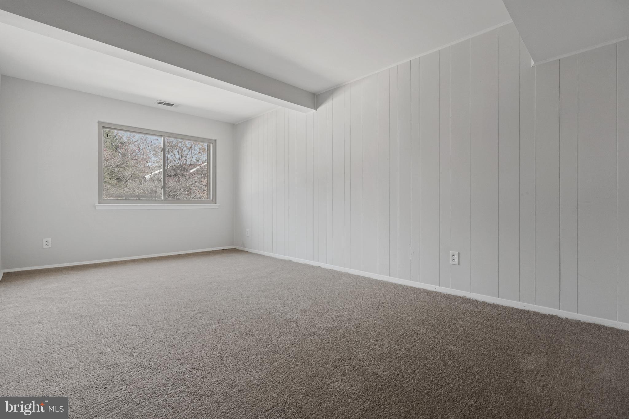 ROLLING BROOK - Residential