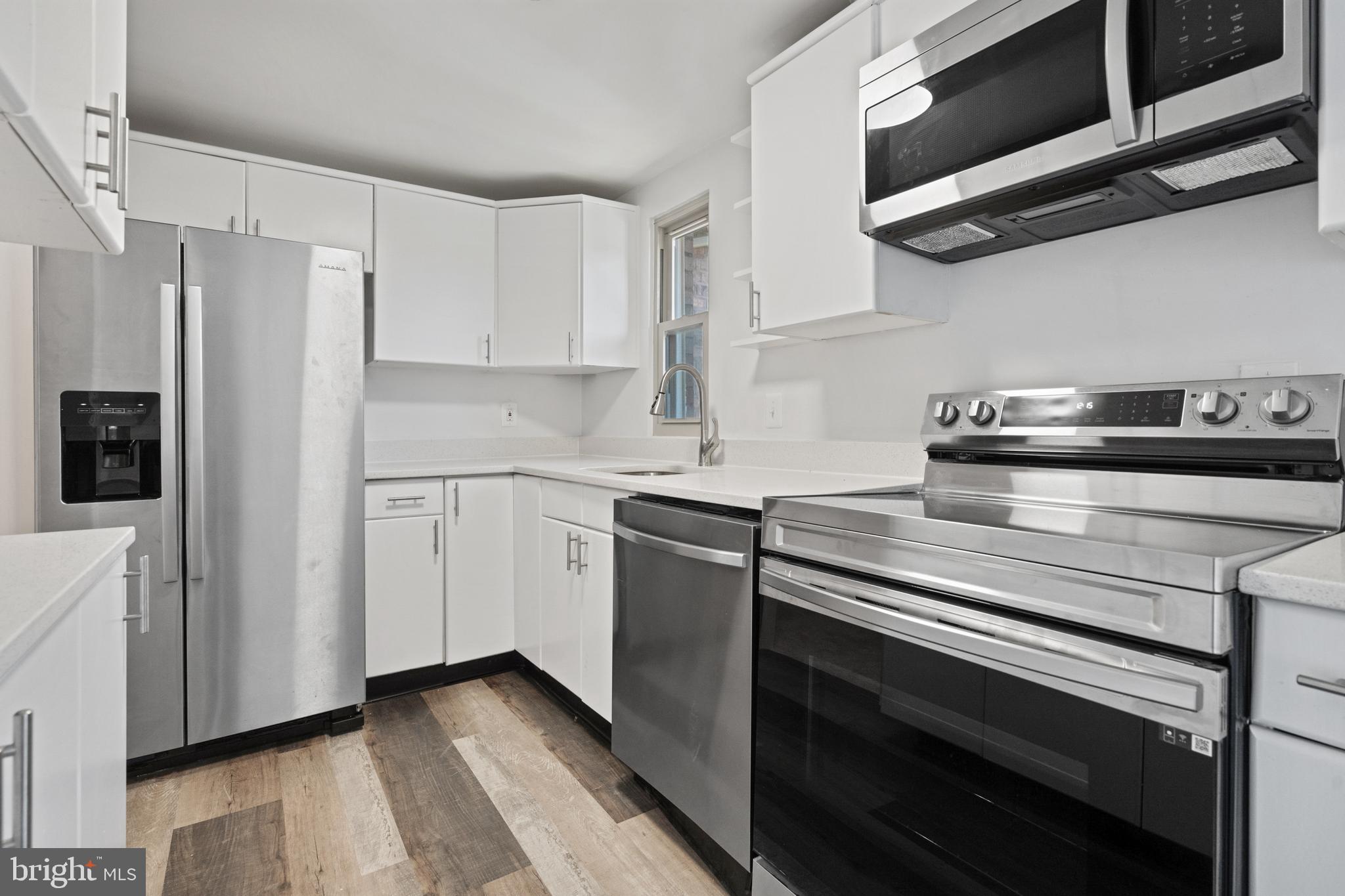 ROLLING BROOK - Residential