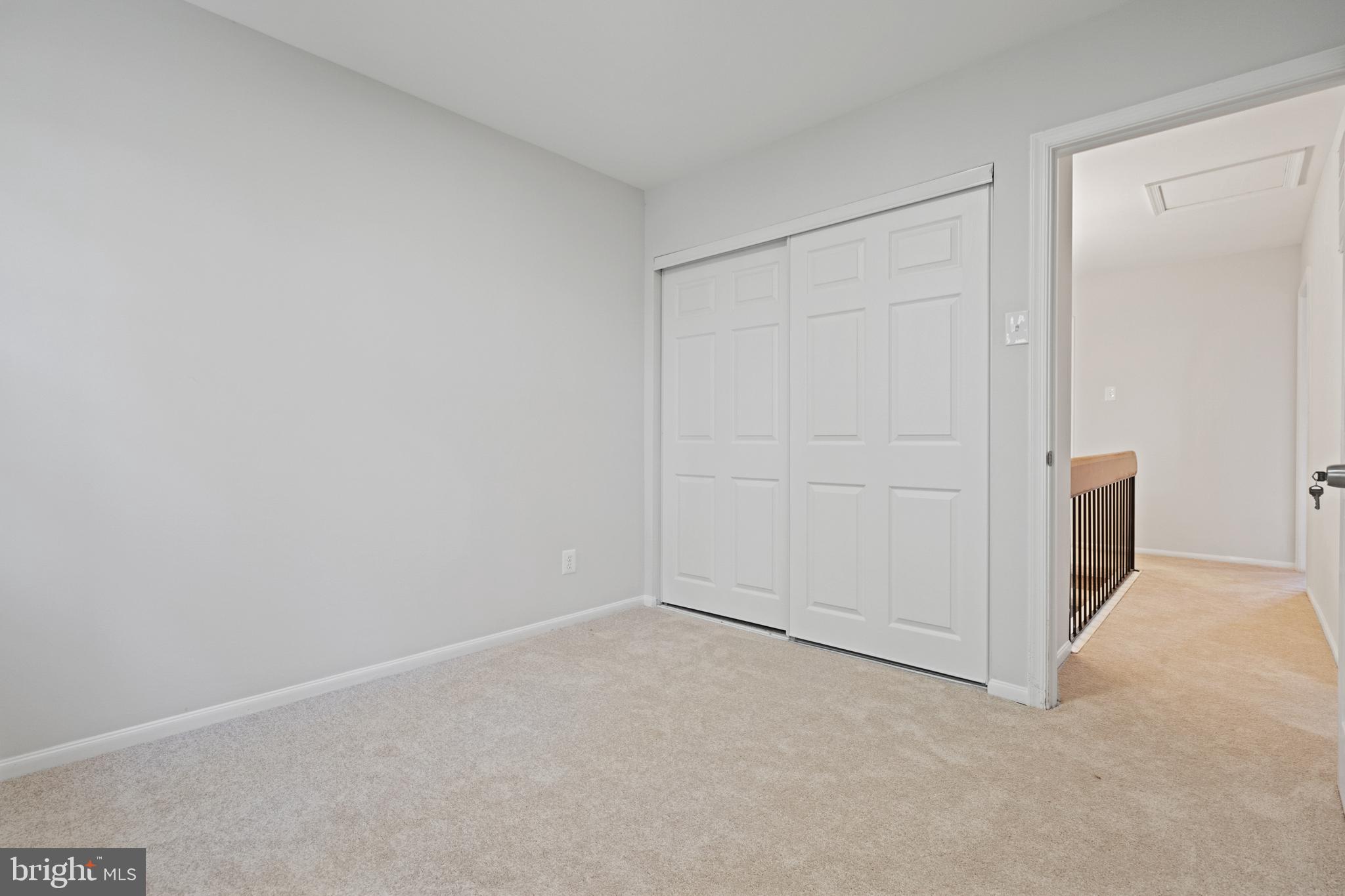 ROLLING BROOK - Residential