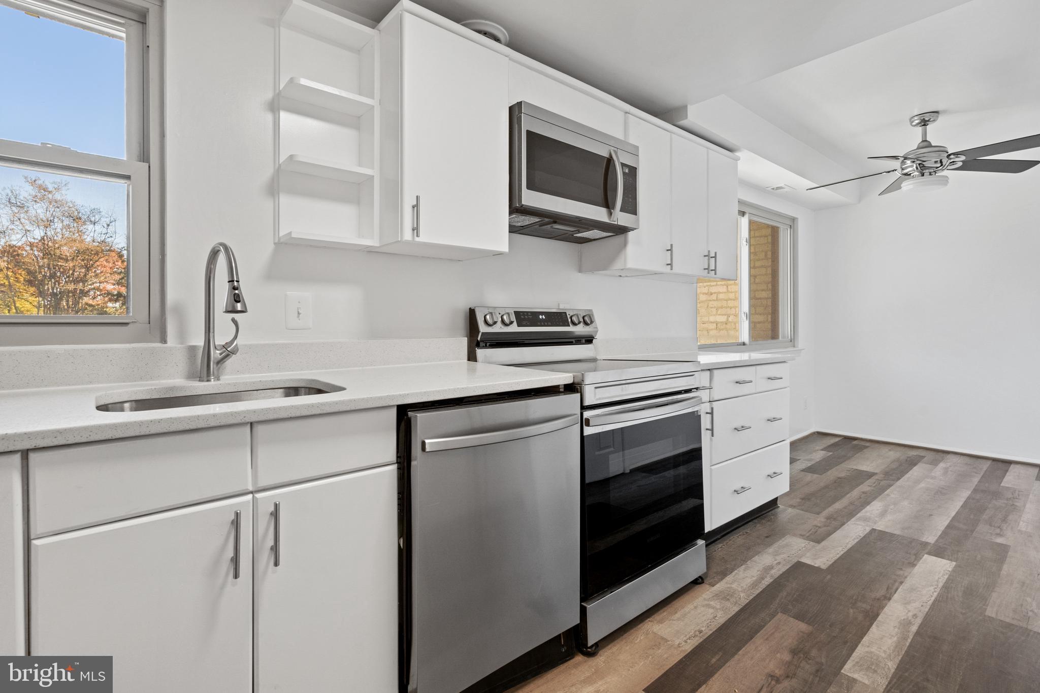 ROLLING BROOK - Residential