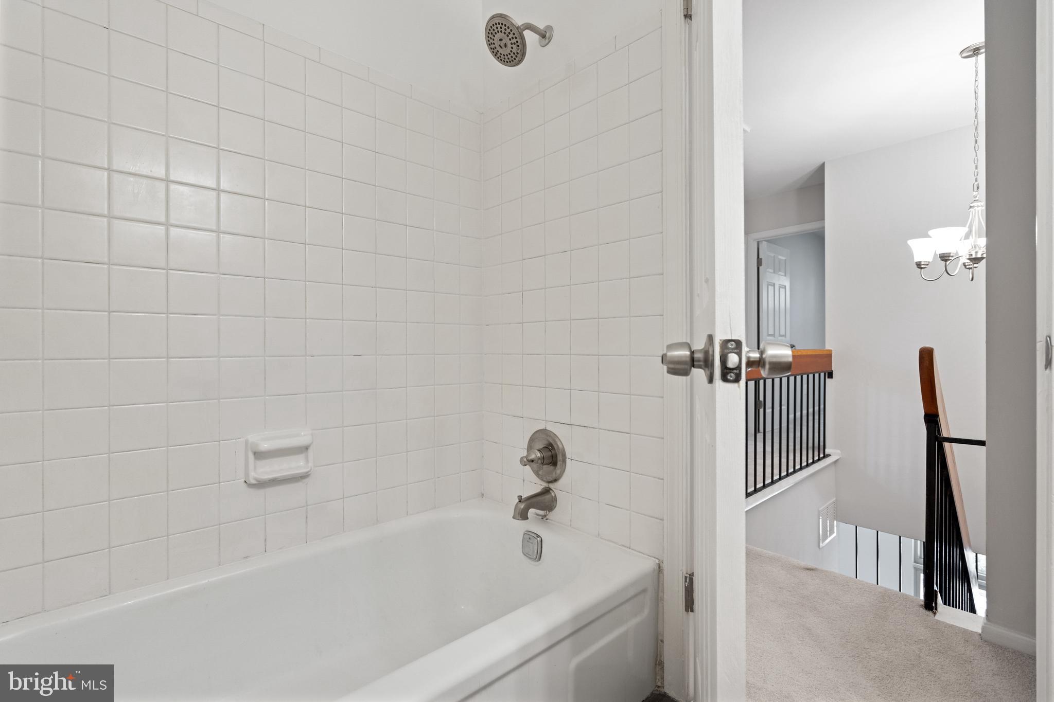 ROLLING BROOK - Residential