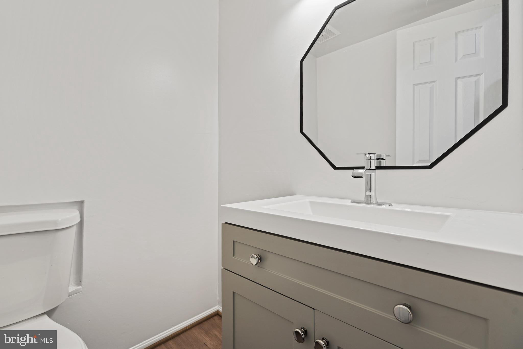 ROLLING BROOK - Residential