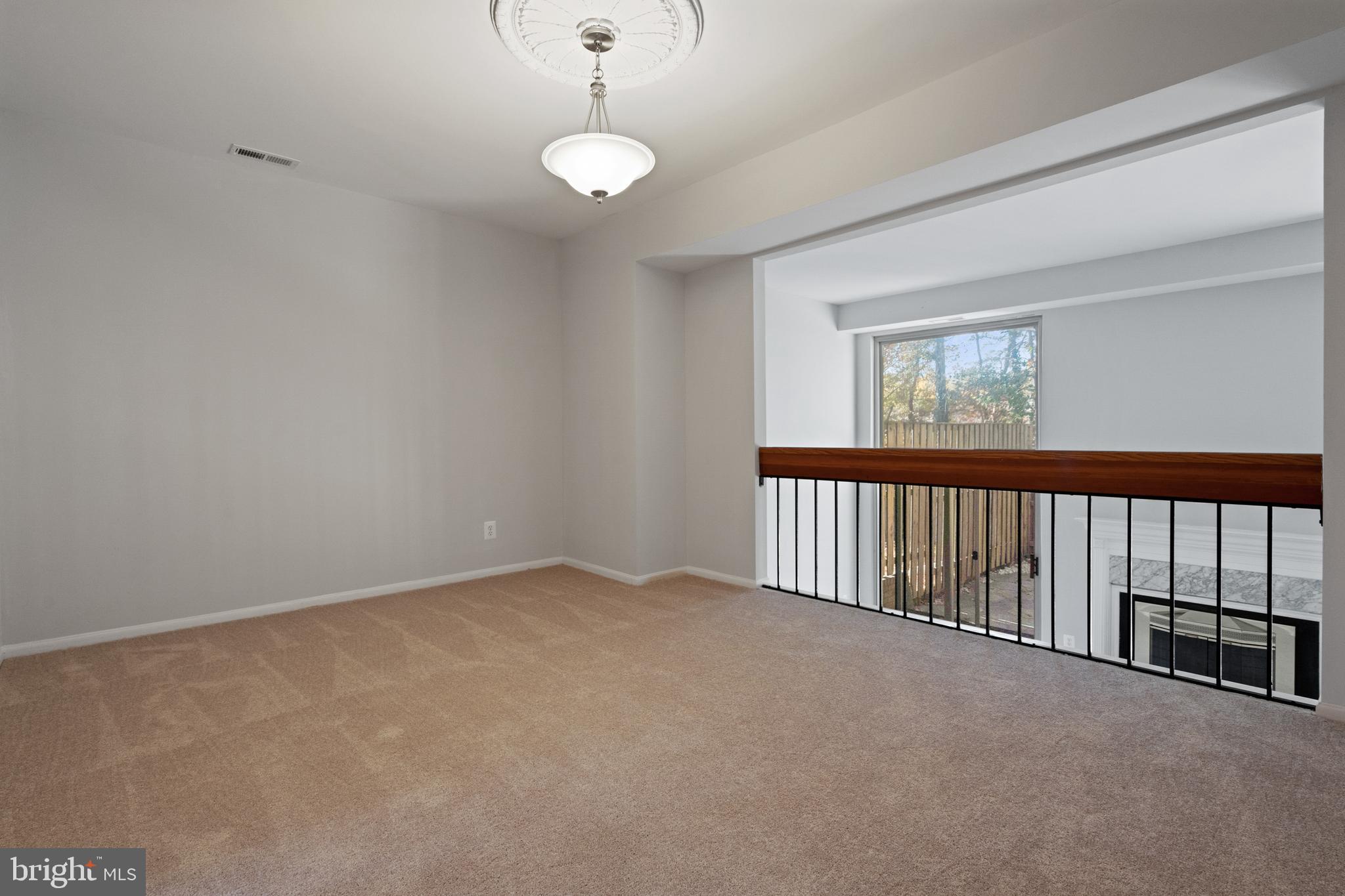 ROLLING BROOK - Residential