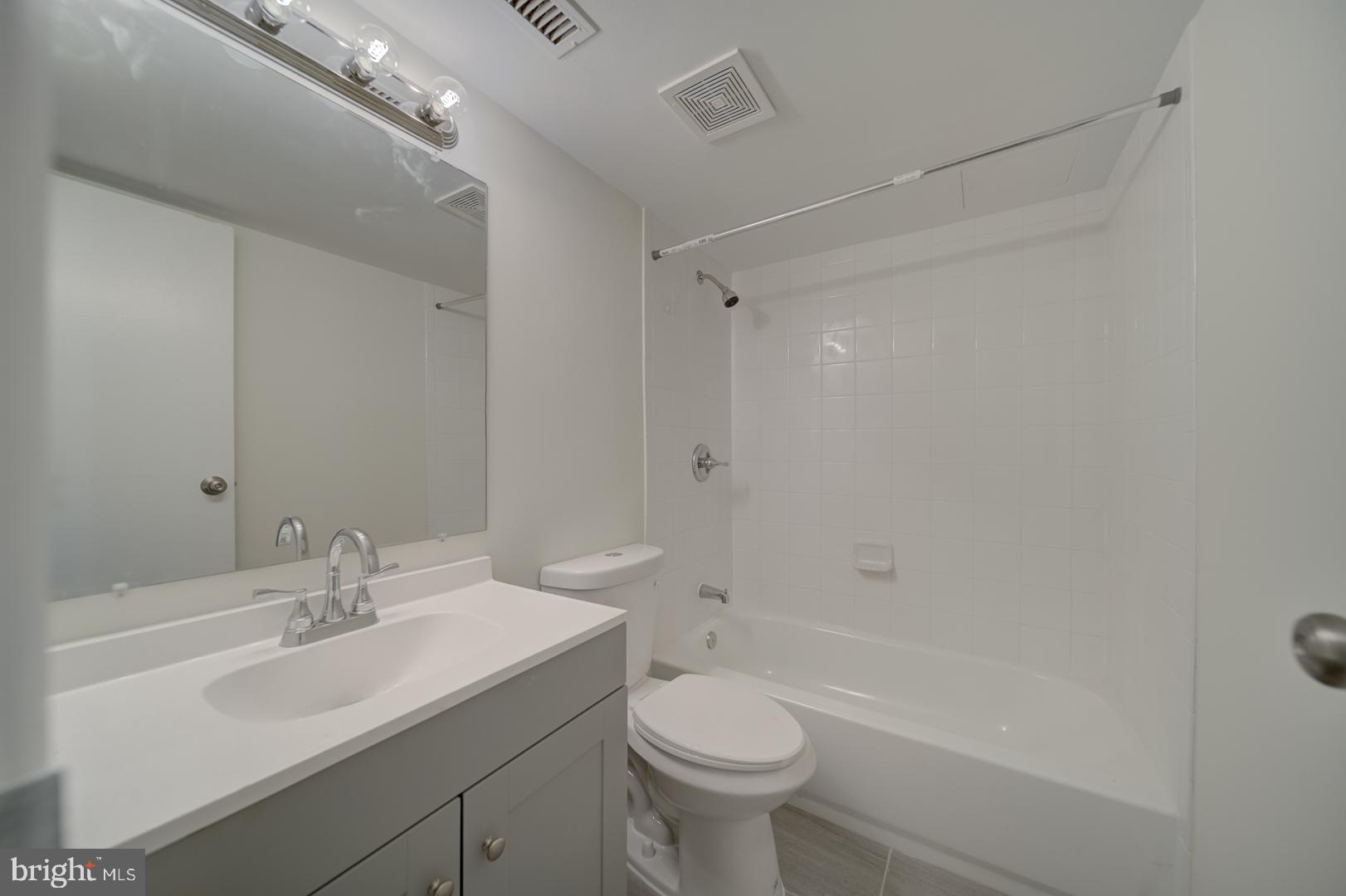 SAXONY SQUARE - Residential Lease