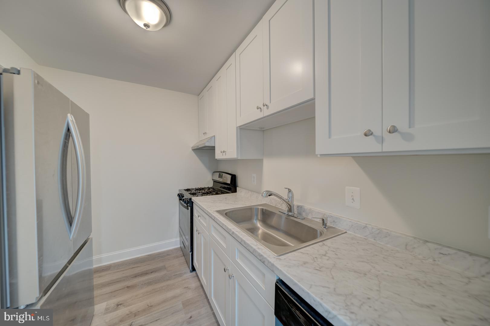 SAXONY SQUARE - Residential Lease