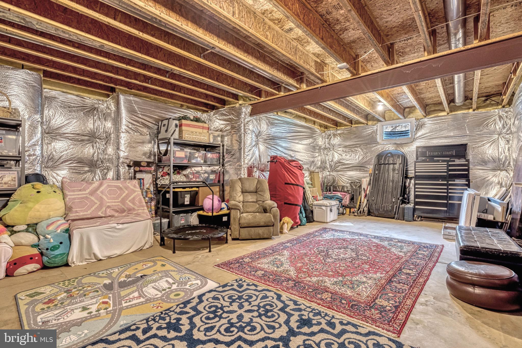 EDGEWATER - Residential