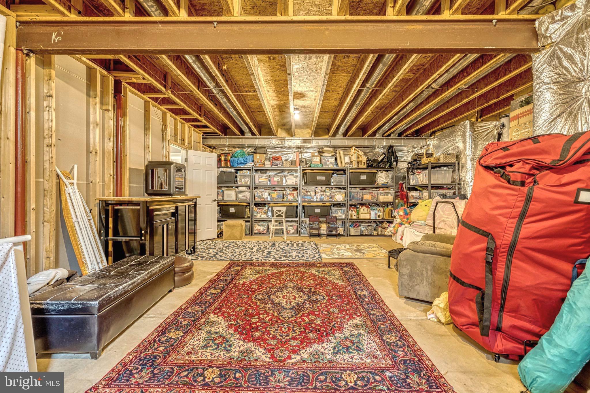 EDGEWATER - Residential