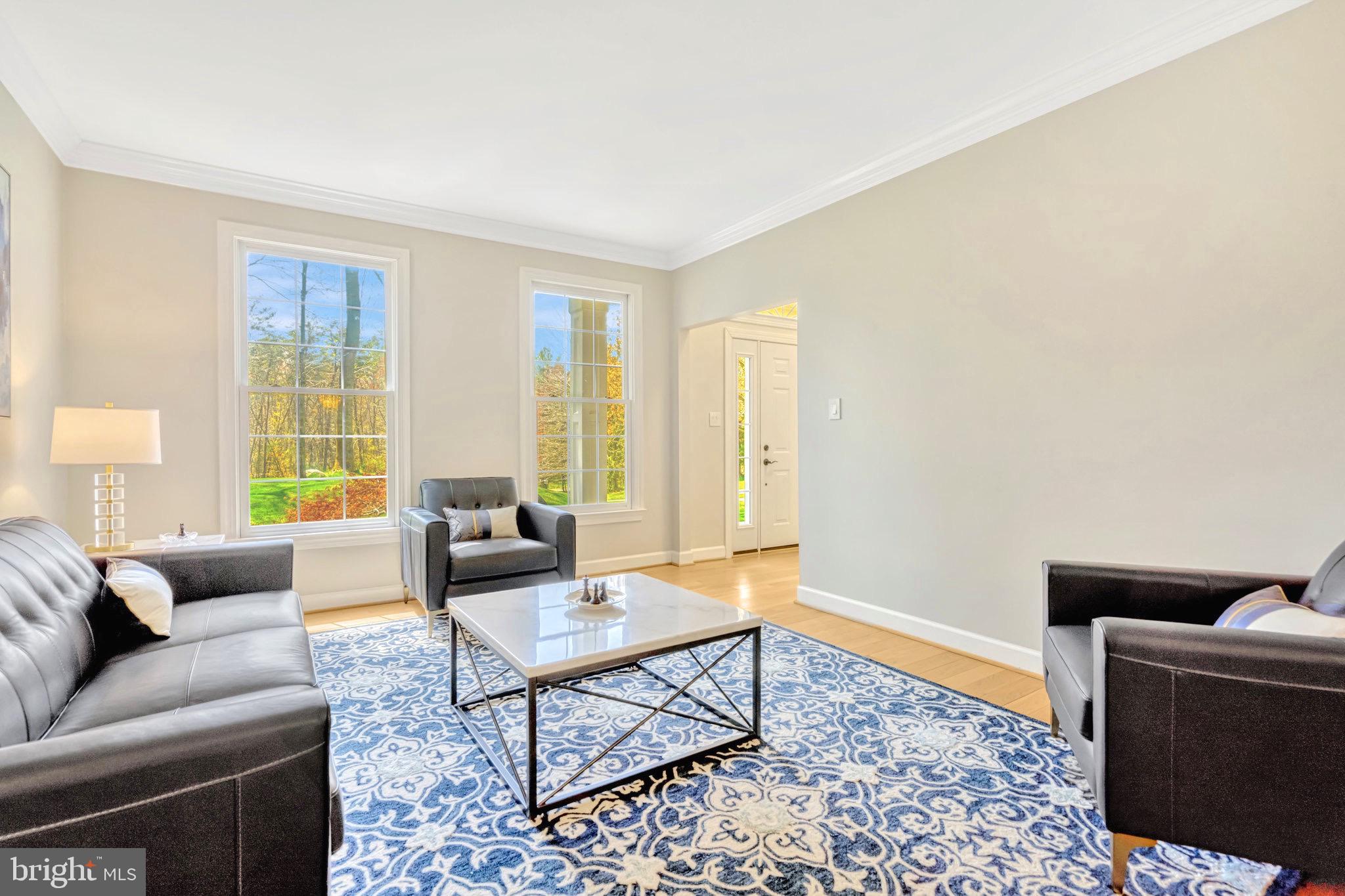 EDGEWATER - Residential