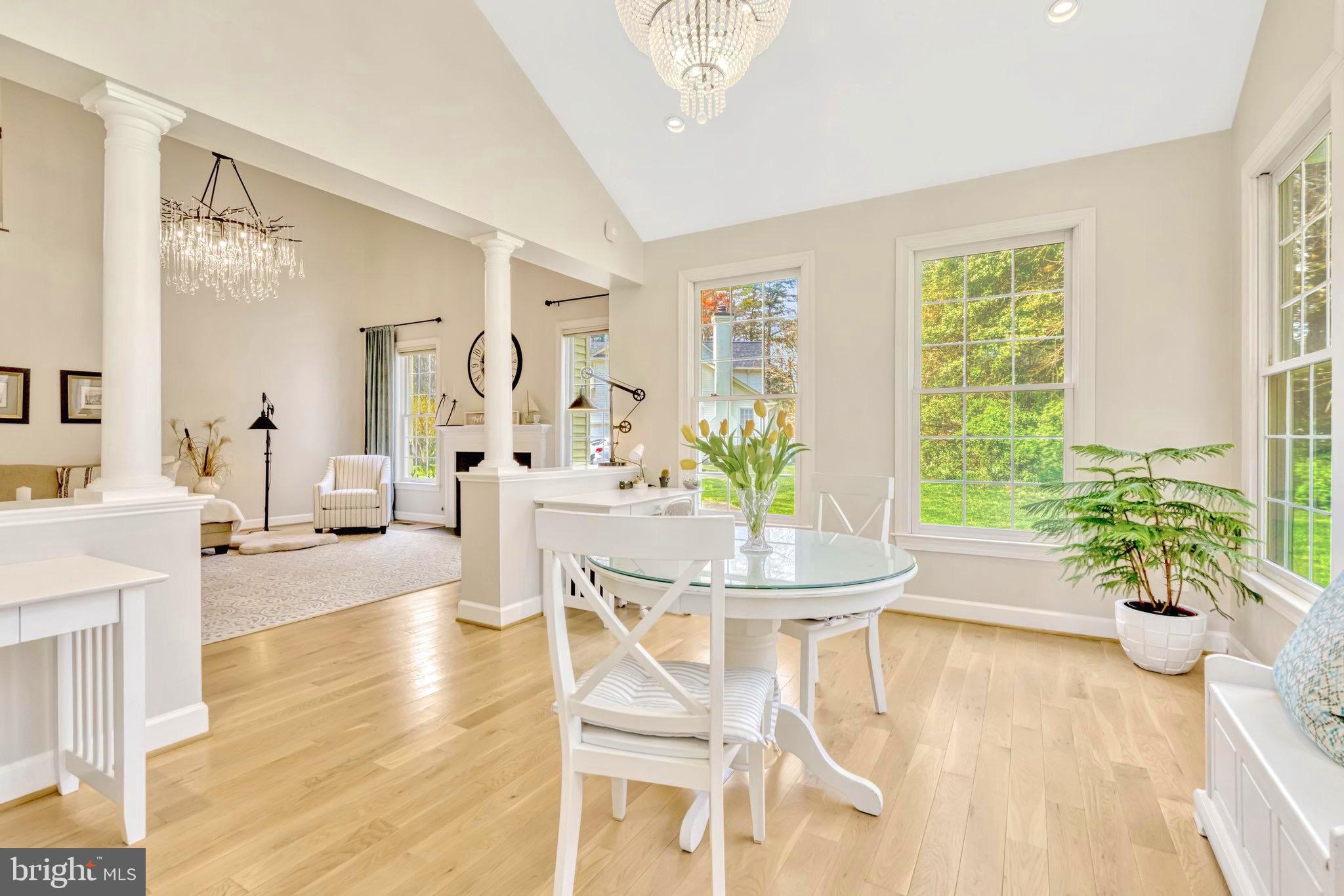 EDGEWATER - Residential