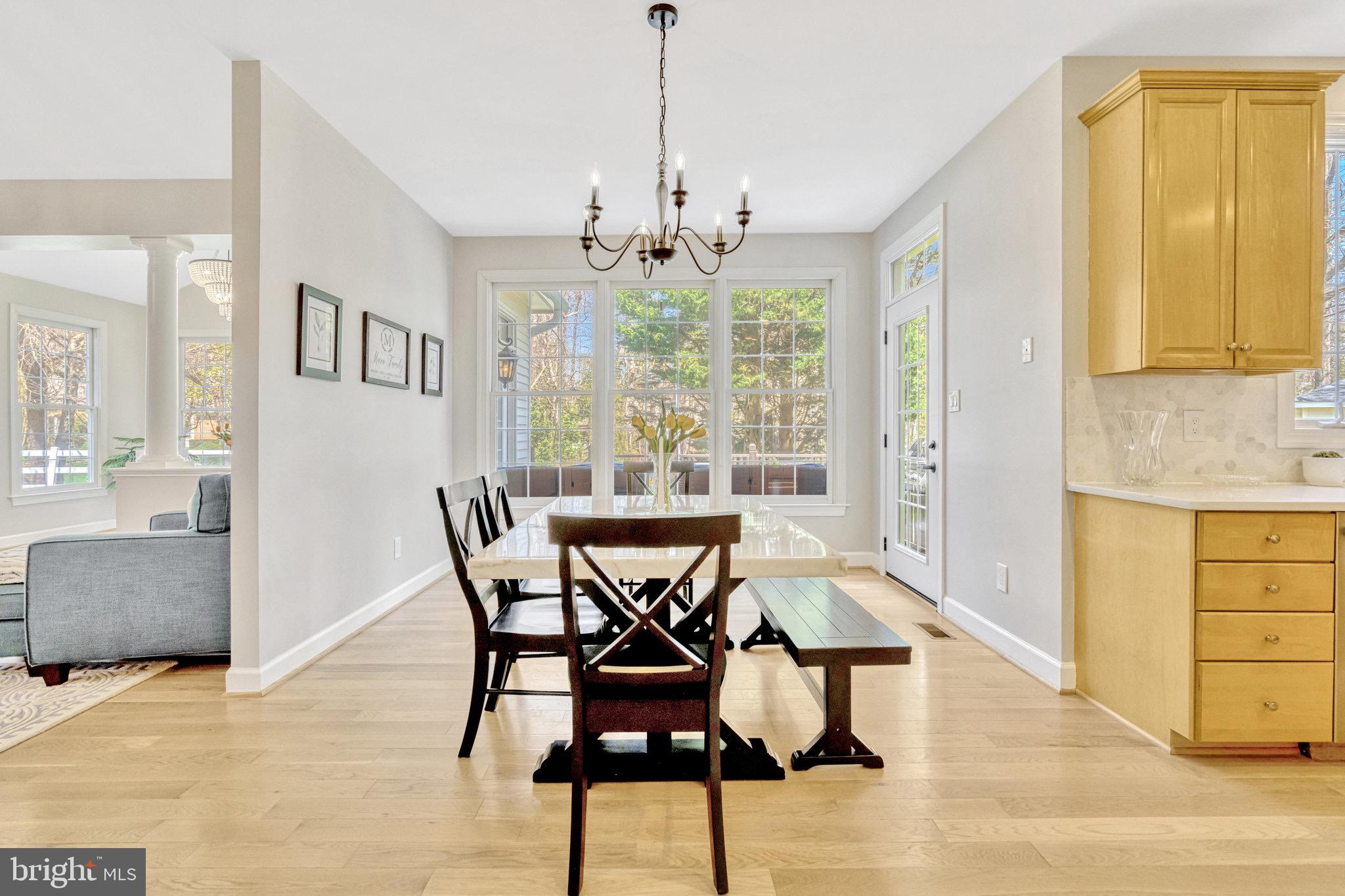 EDGEWATER - Residential