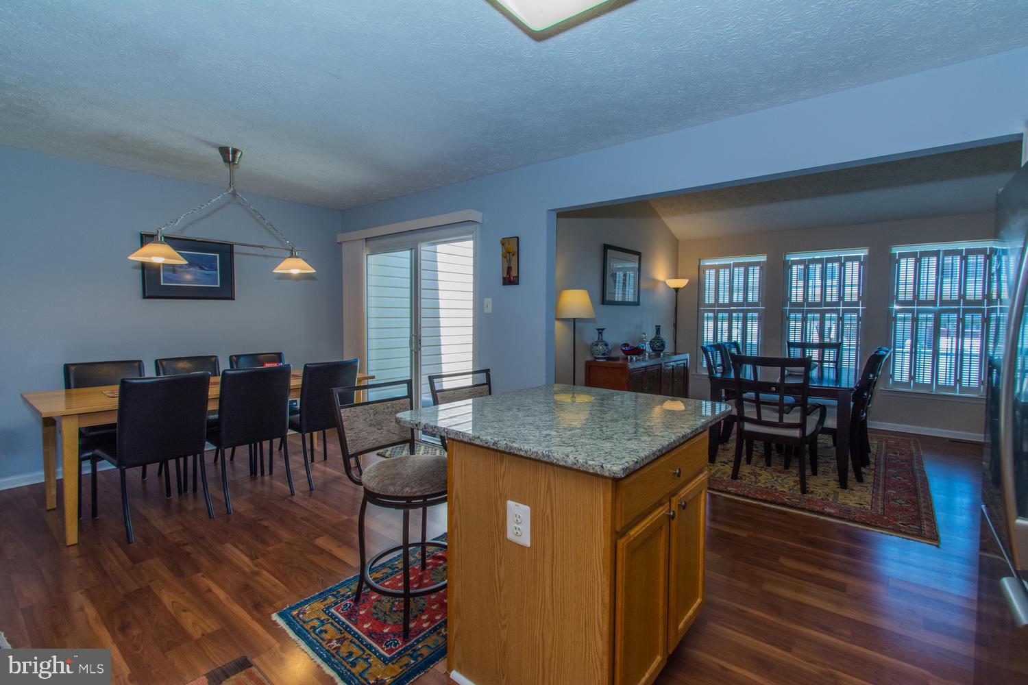 HOLLY WOODS - Residential