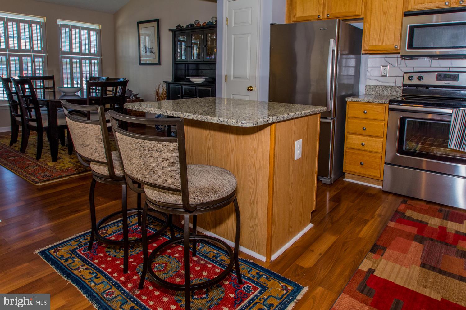 HOLLY WOODS - Residential