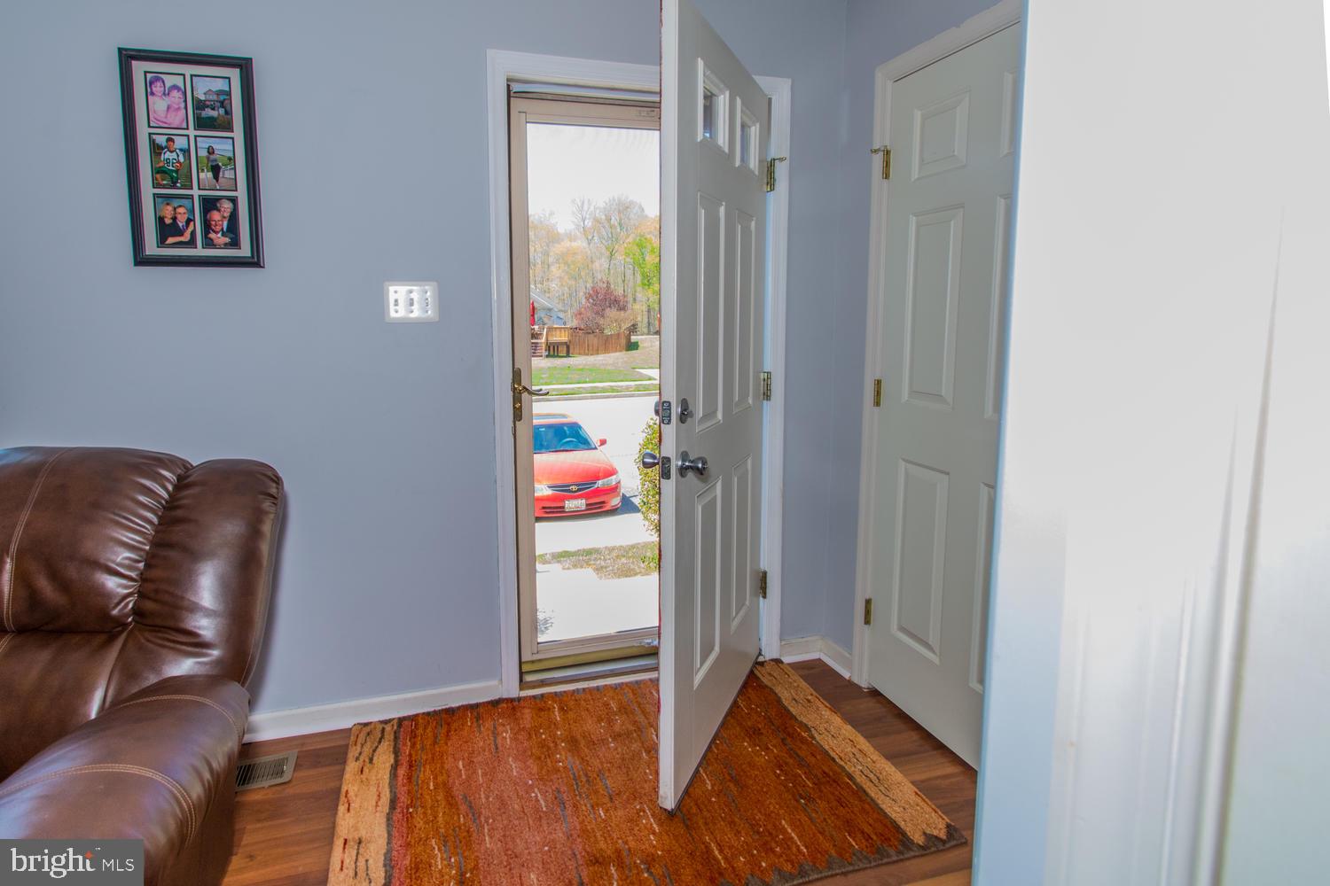 HOLLY WOODS - Residential