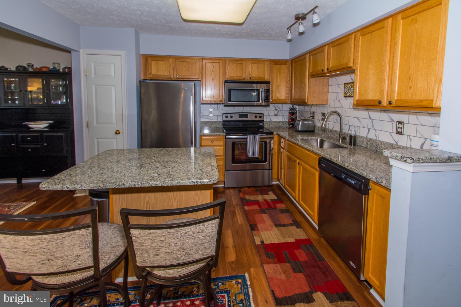 HOLLY WOODS - Residential