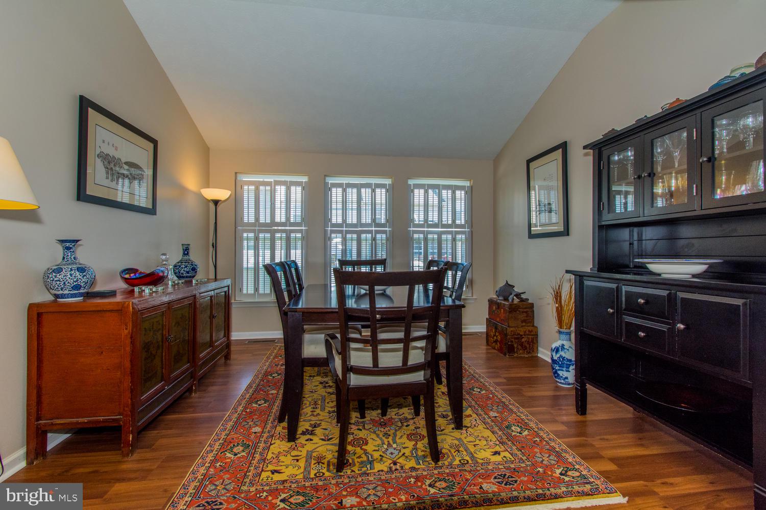 HOLLY WOODS - Residential