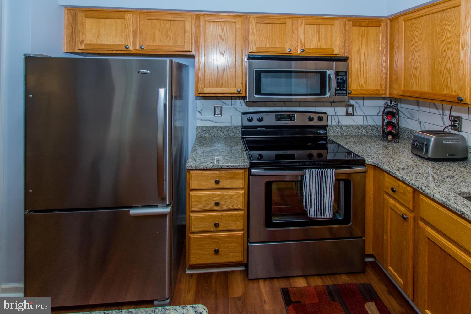 HOLLY WOODS - Residential