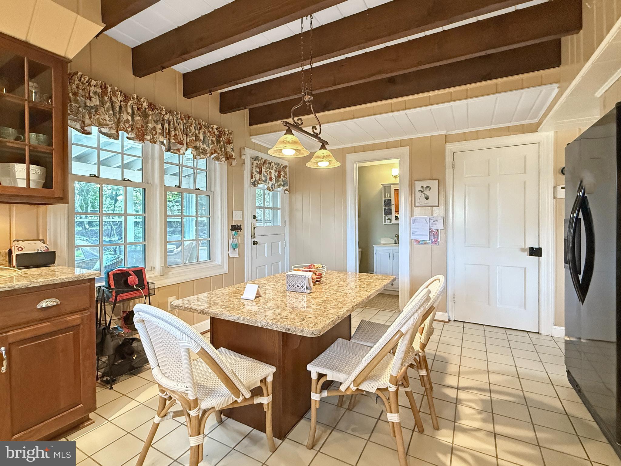 WILLIAMSBURG VILLAGE - Residential