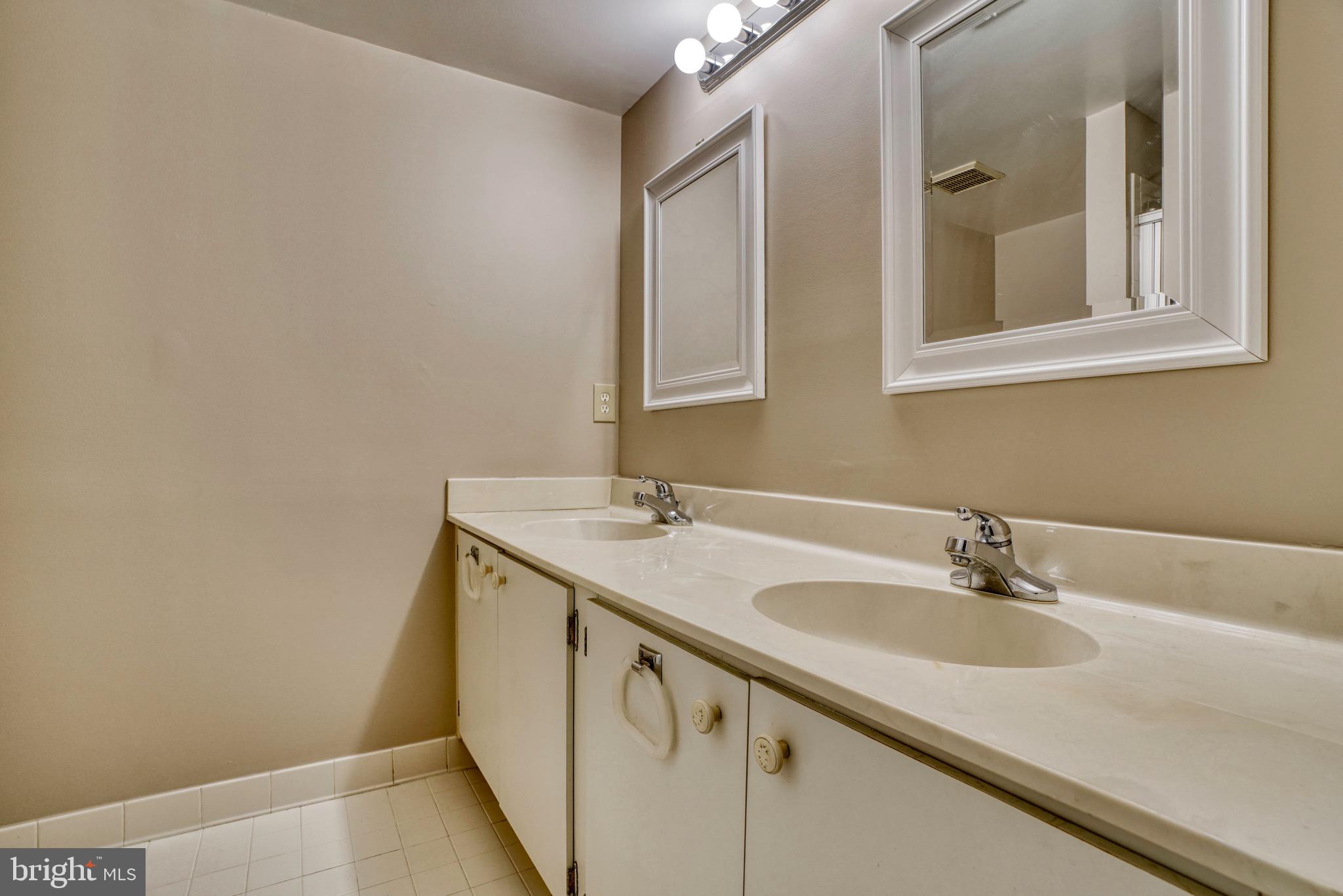 MAYS CHAPEL - Residential