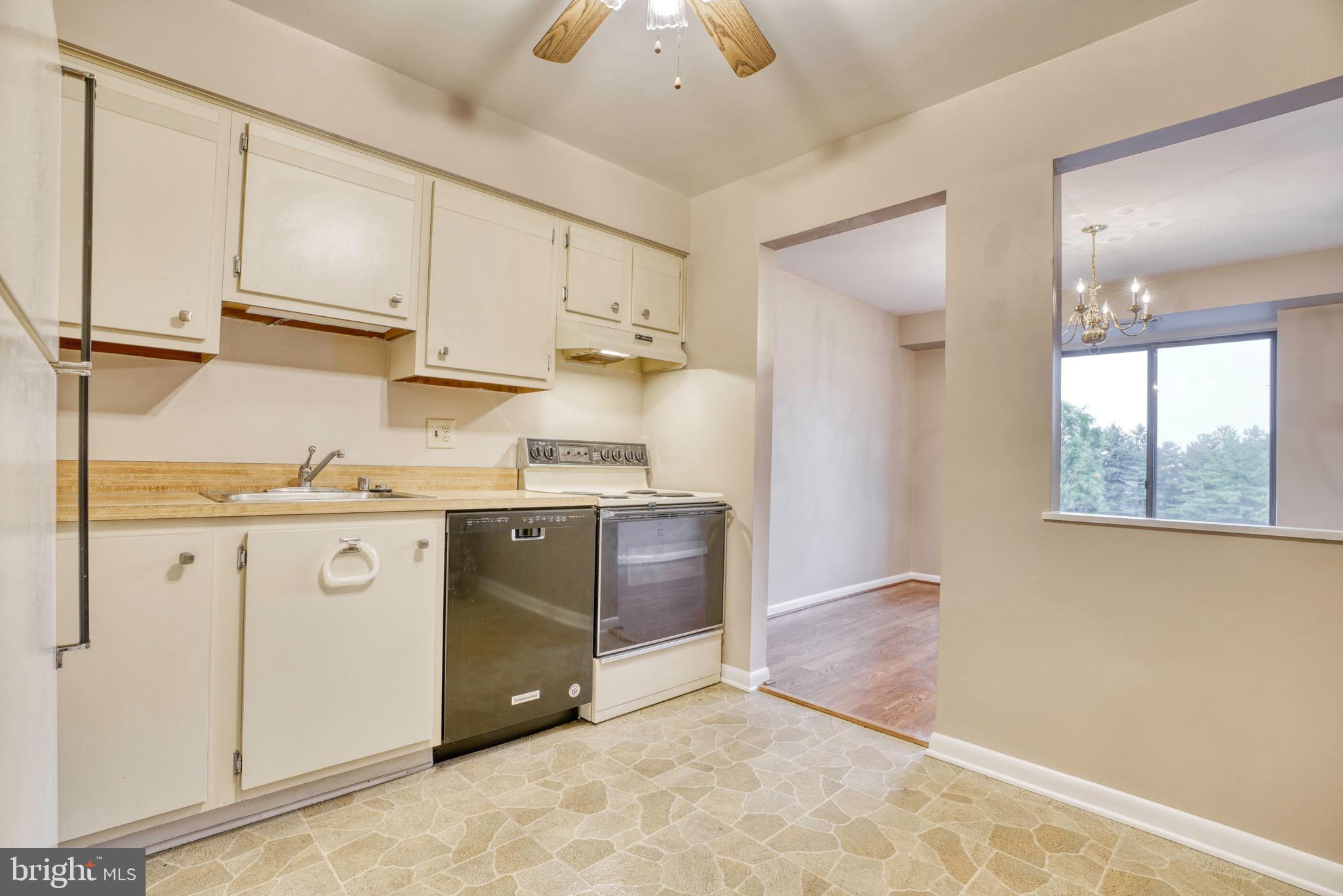 MAYS CHAPEL - Residential