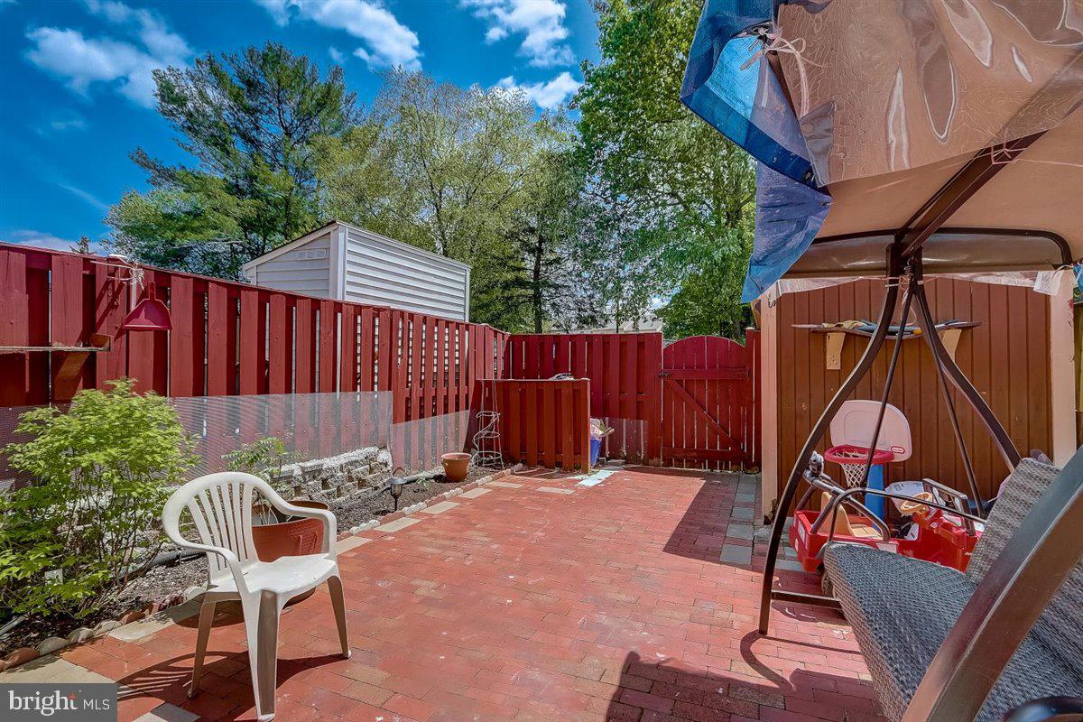 MARBLE HILL - Residential