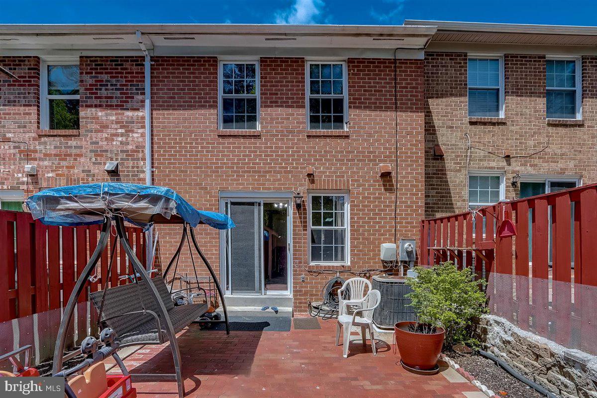 MARBLE HILL - Residential