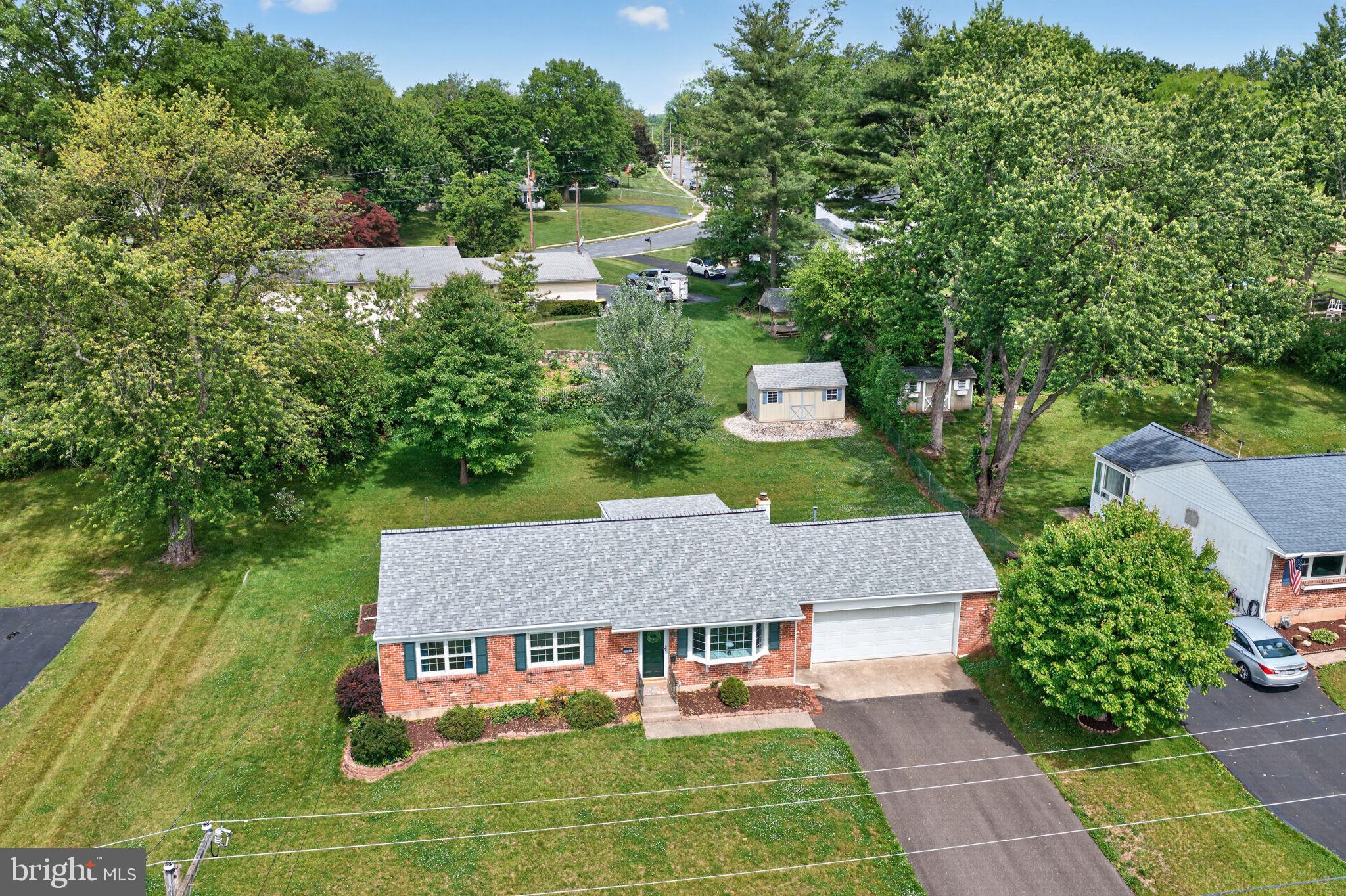 3207 SHARON LANE