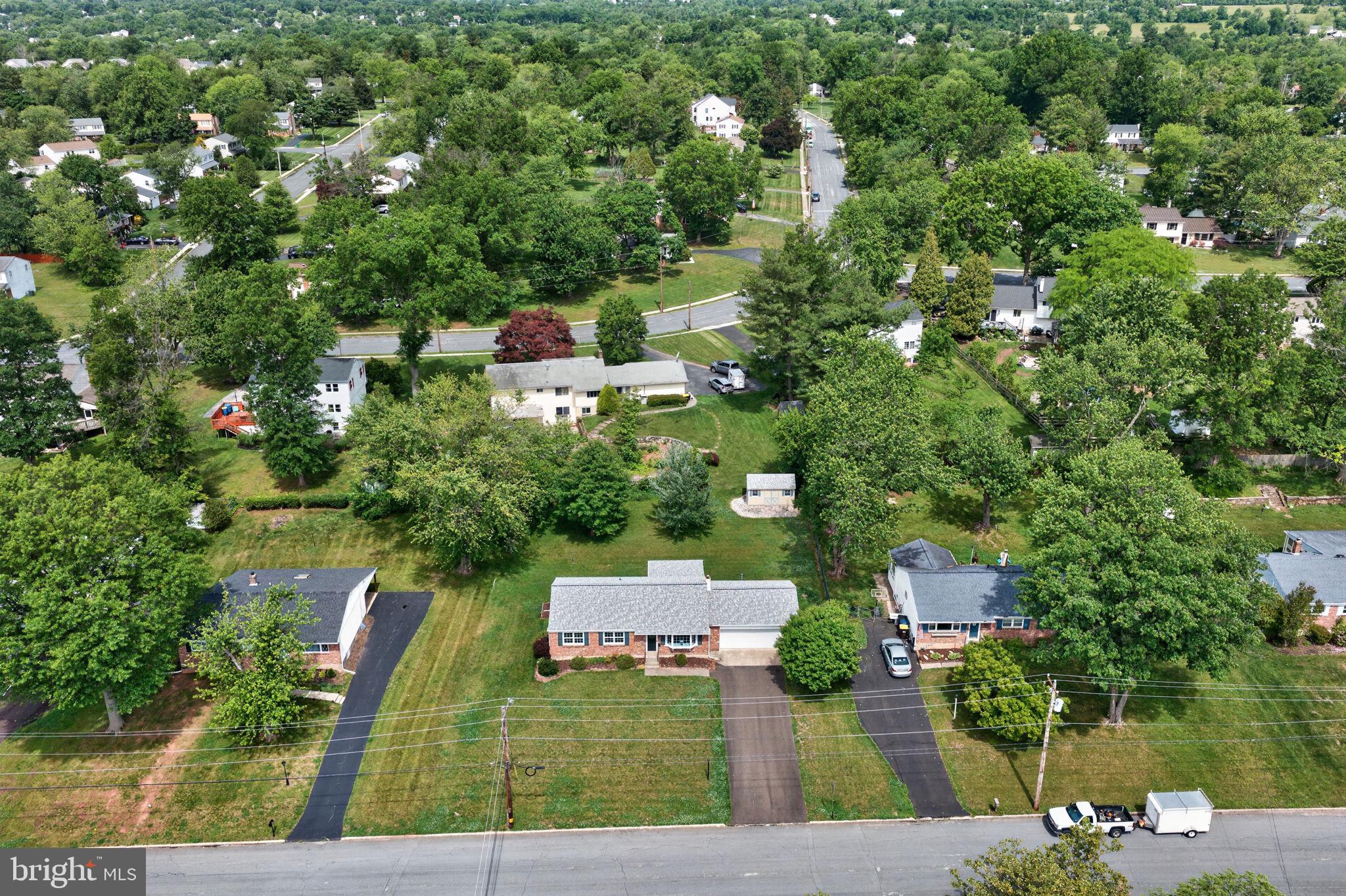 3207 SHARON LANE