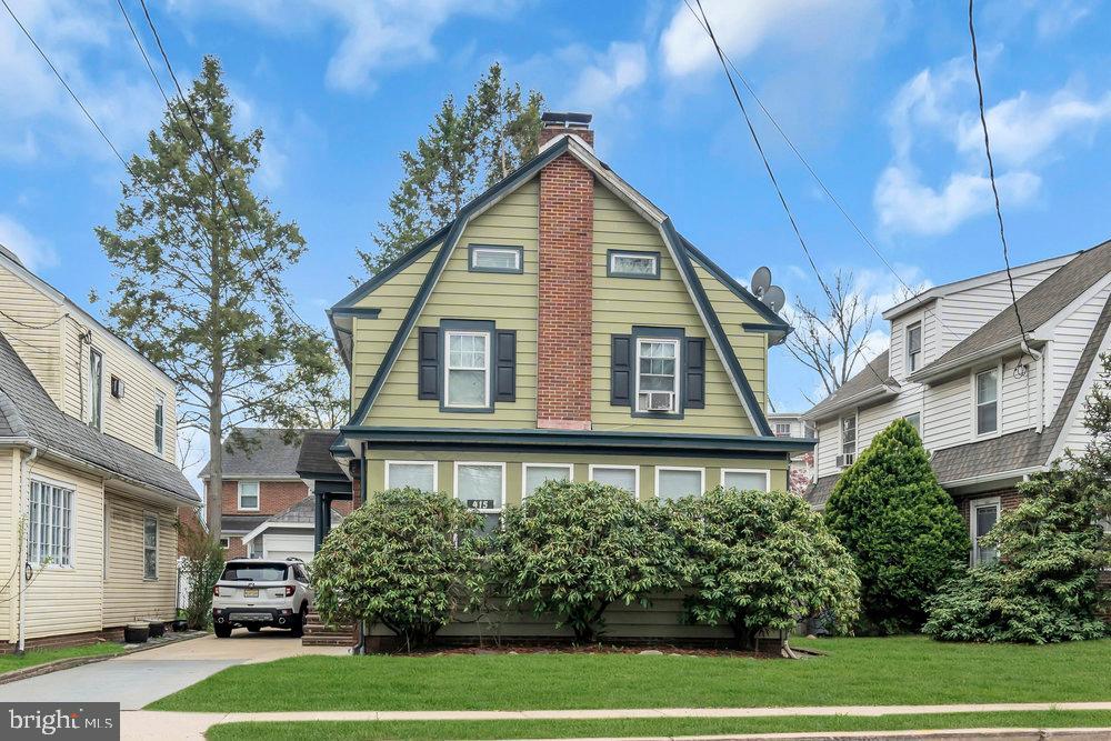 415 SANHICAN DRIVE