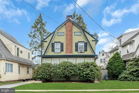 415 Sanhican Drive, Trenton, NJ MLS: NJME2058242