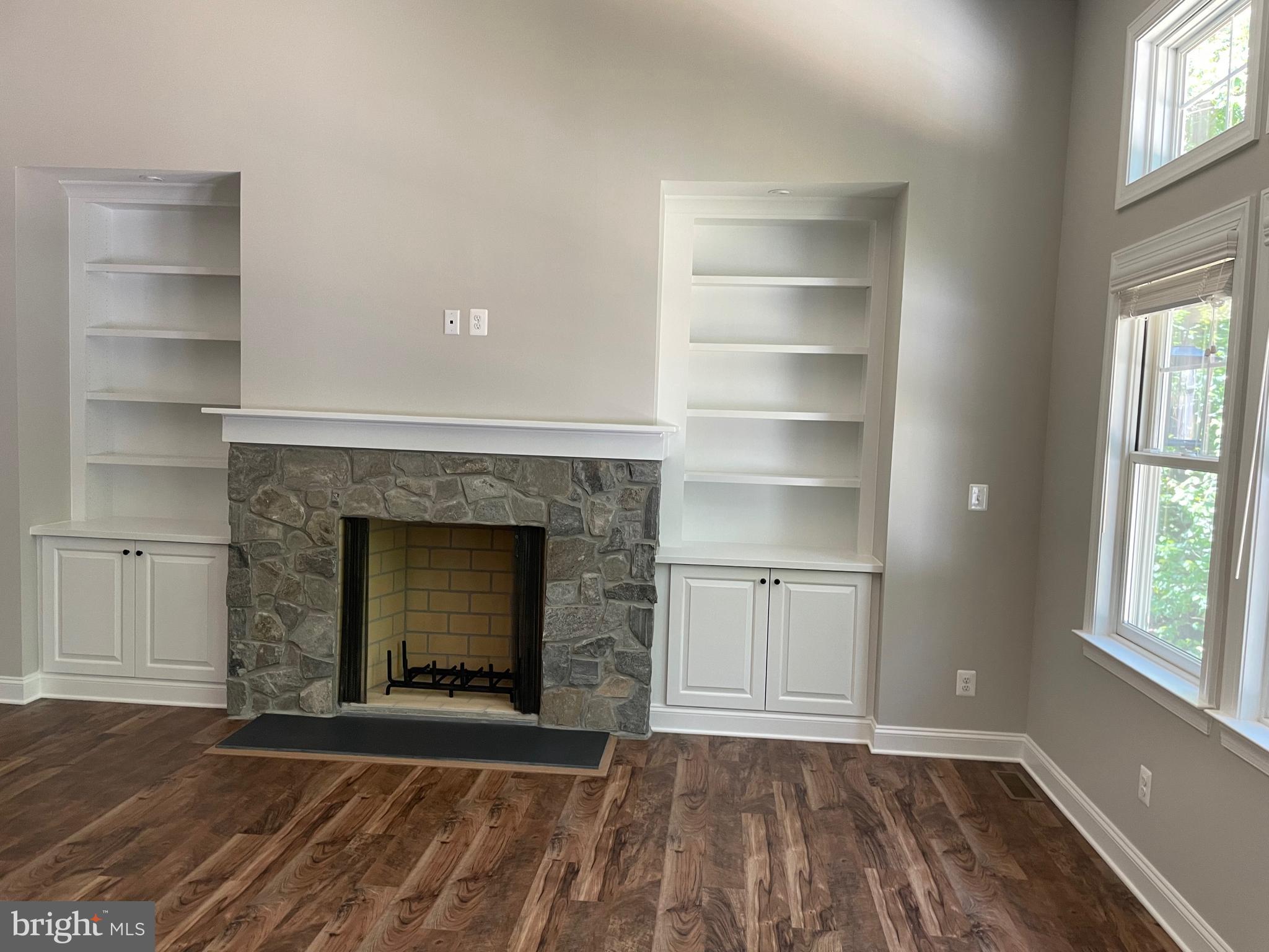 OREGON RIDGE - Residential Lease