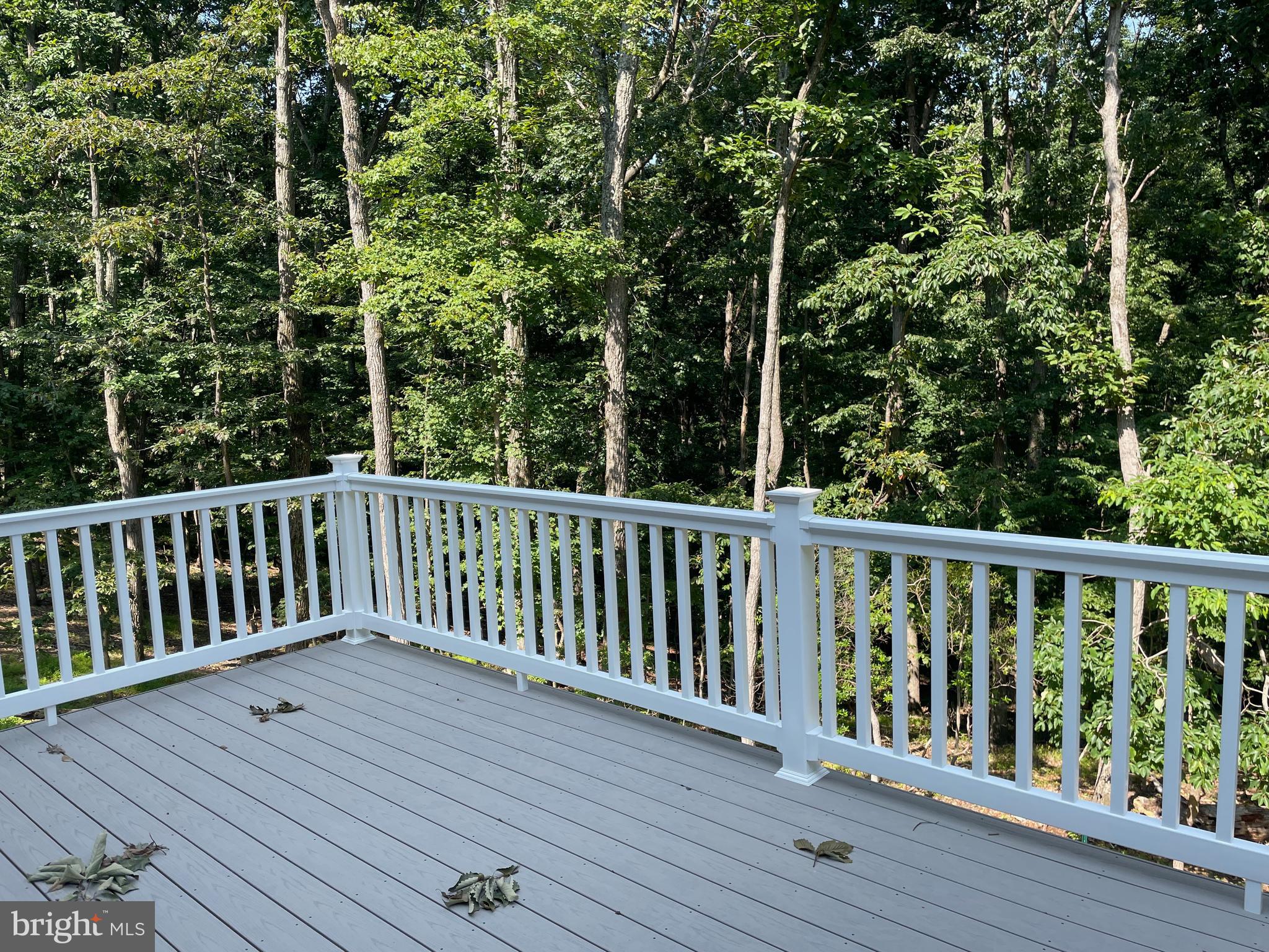 OREGON RIDGE - Residential Lease