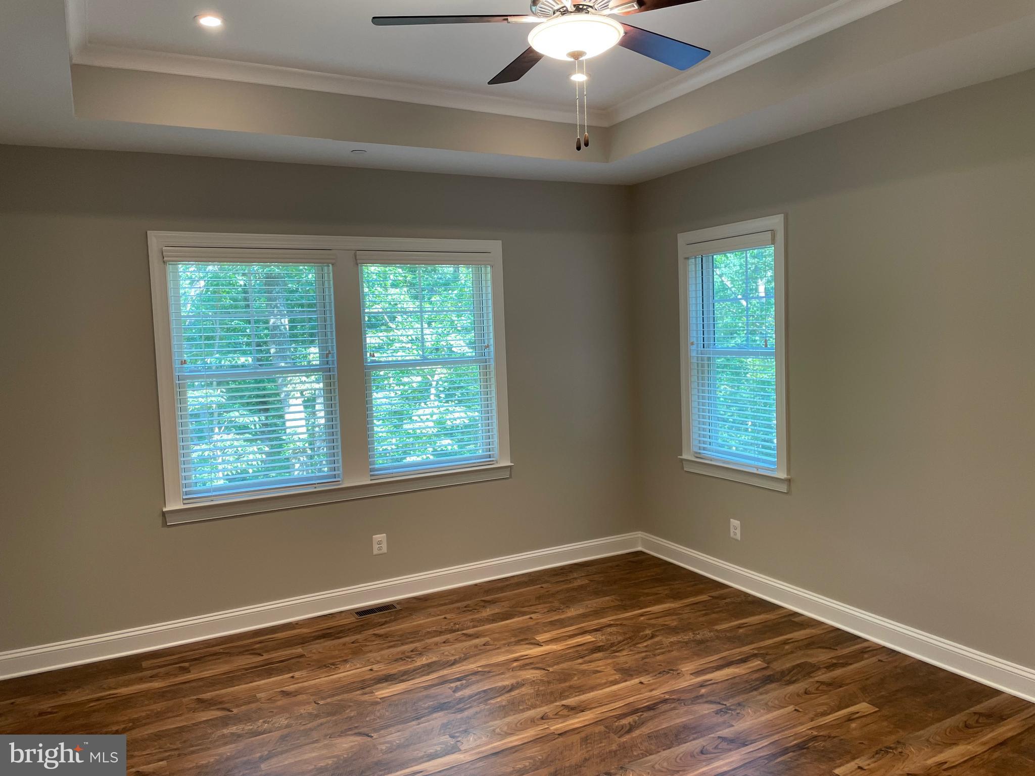 OREGON RIDGE - Residential Lease