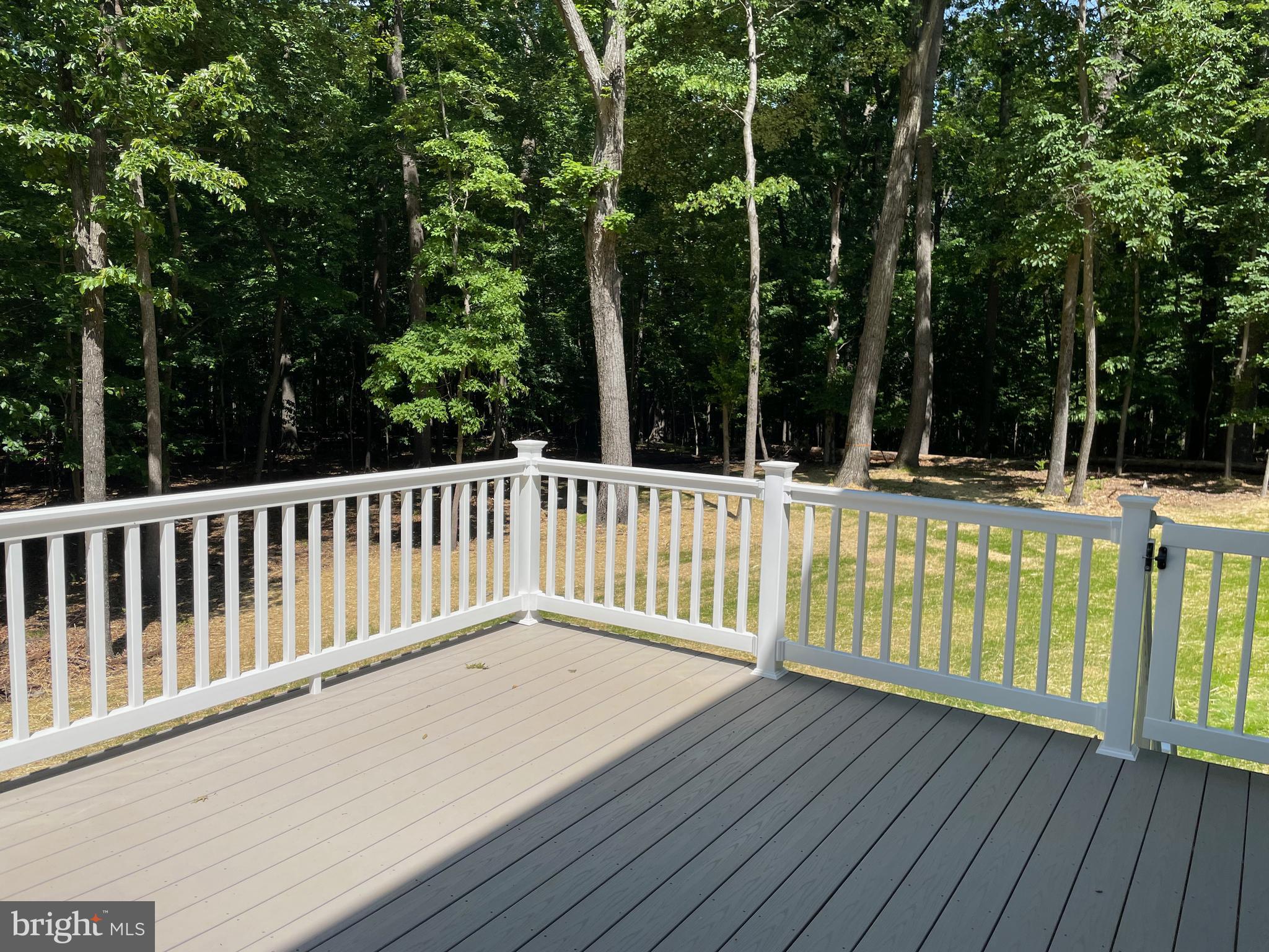 OREGON RIDGE - Residential Lease