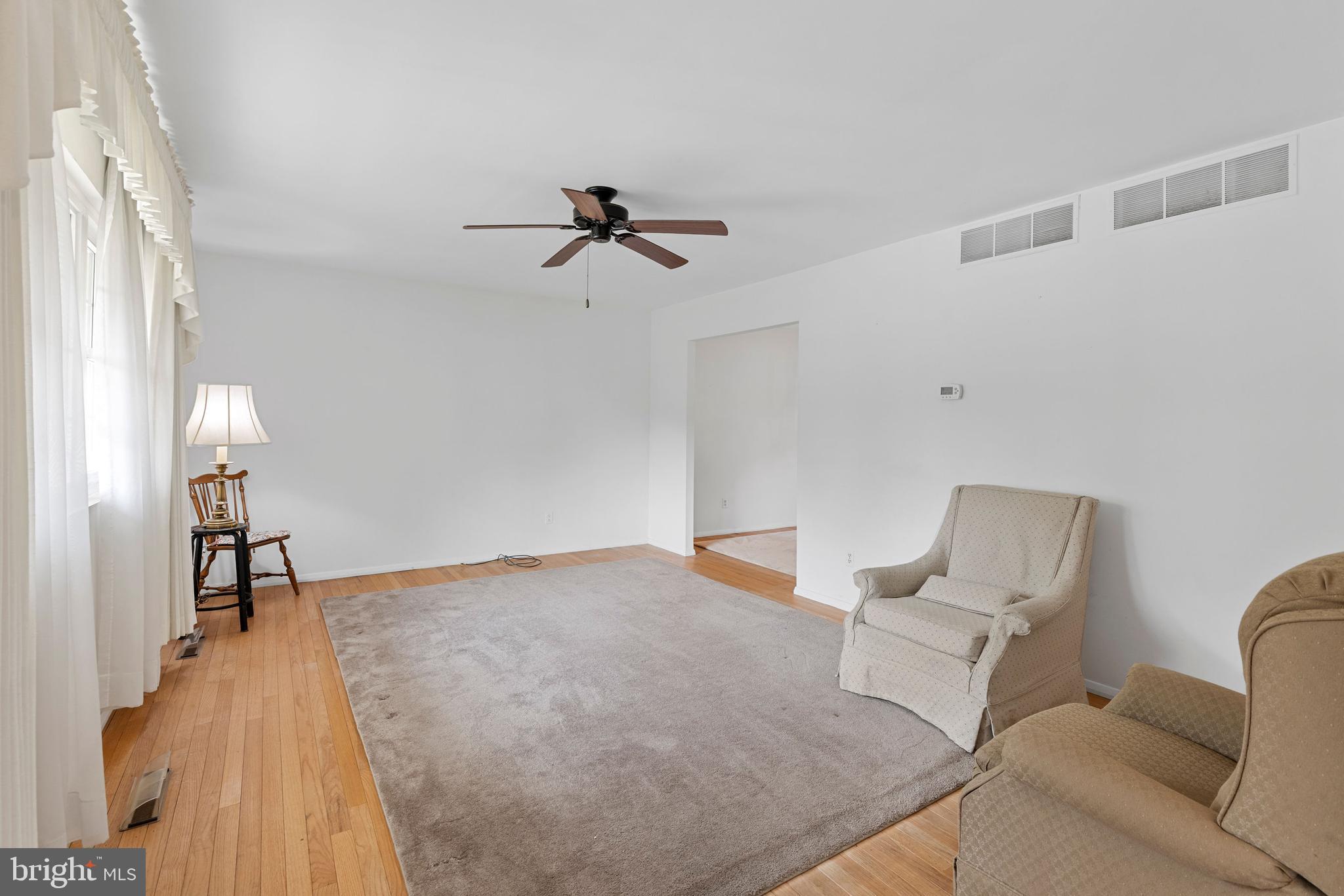 9207 SNYDER LANE