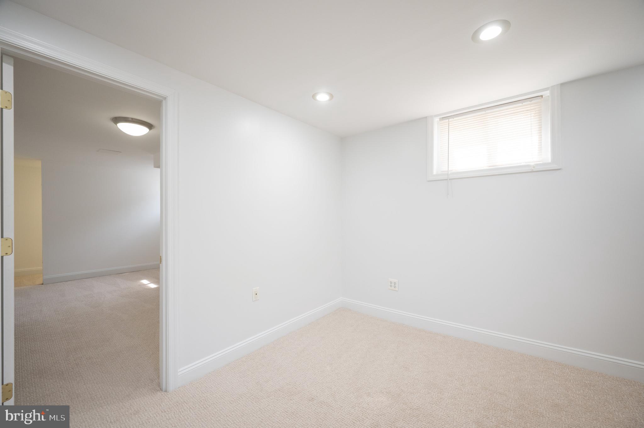 DOUGLAS PARK - Residential