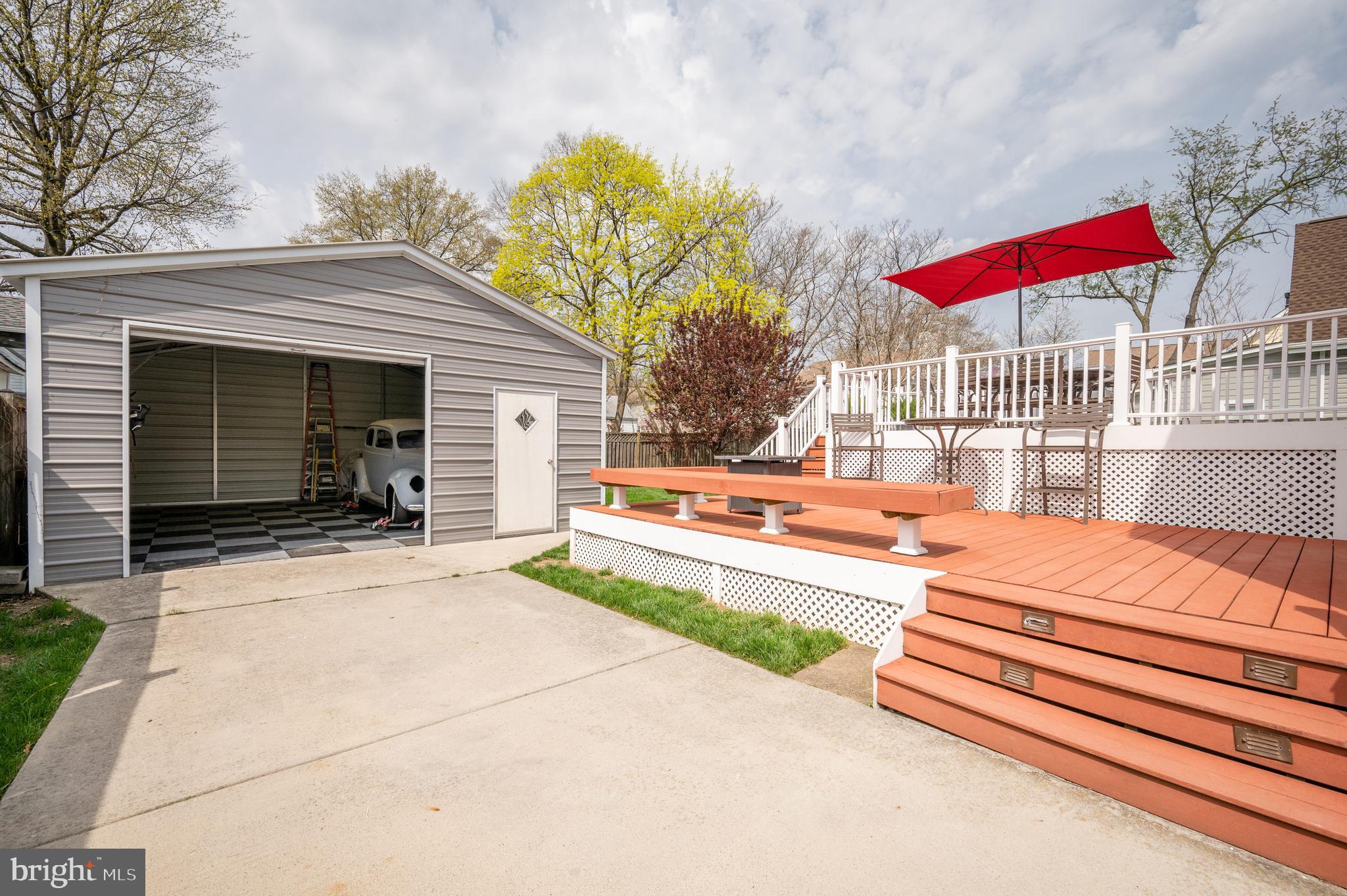 DOUGLAS PARK - Residential