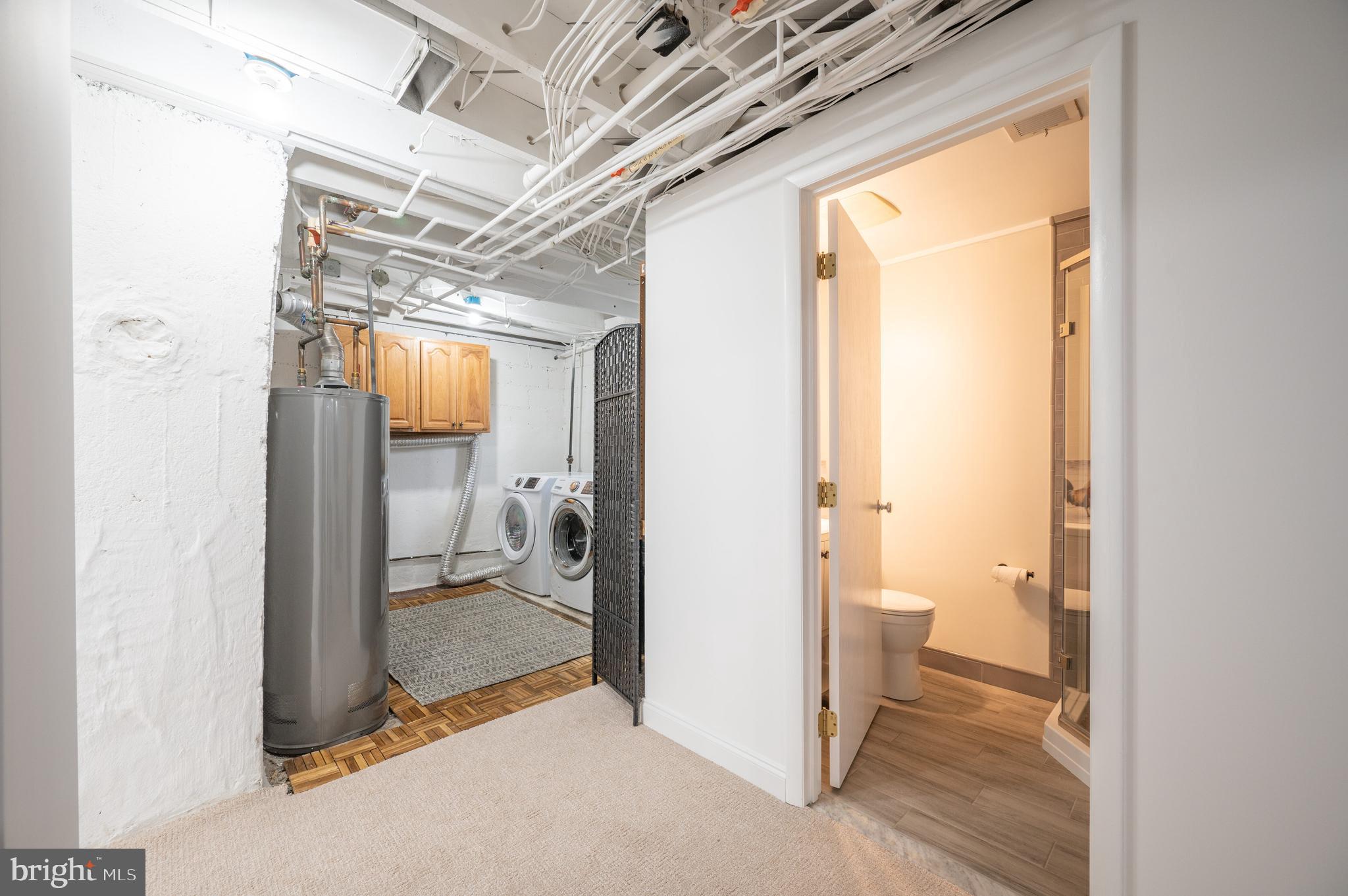 DOUGLAS PARK - Residential