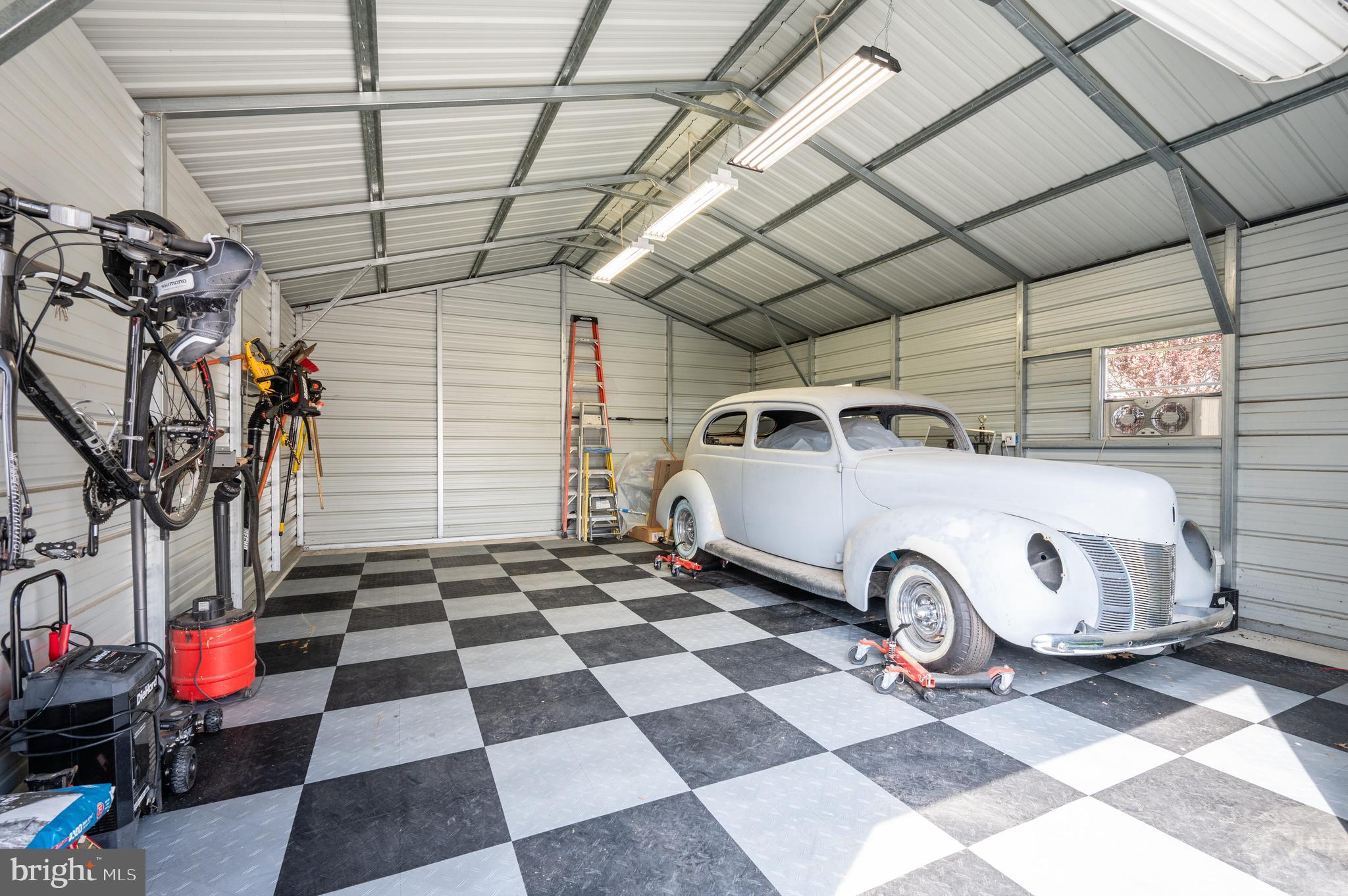 DOUGLAS PARK - Residential