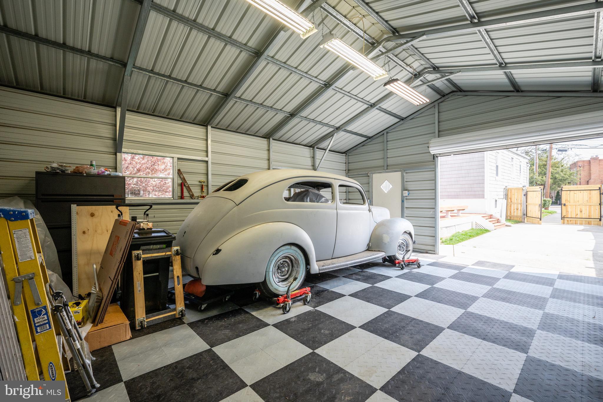 DOUGLAS PARK - Residential