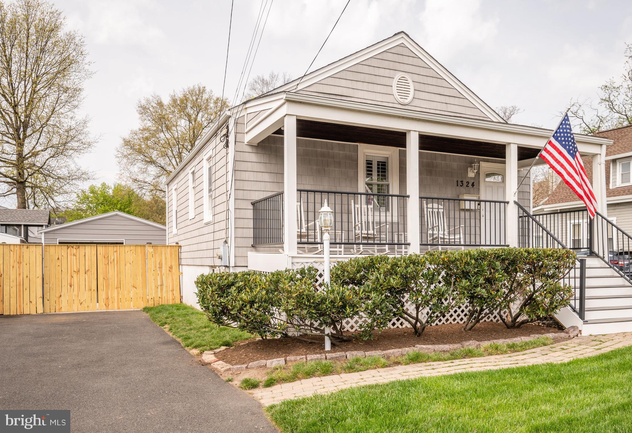 DOUGLAS PARK - Residential