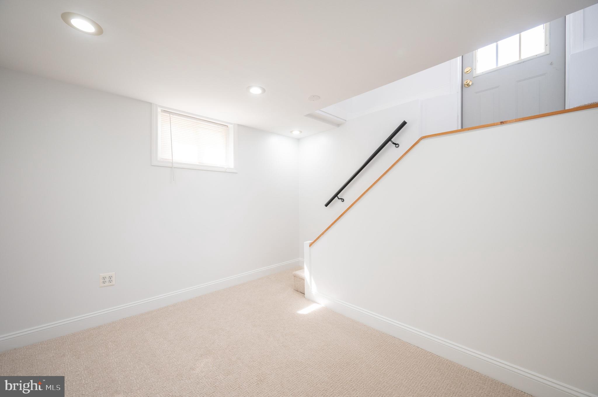 DOUGLAS PARK - Residential