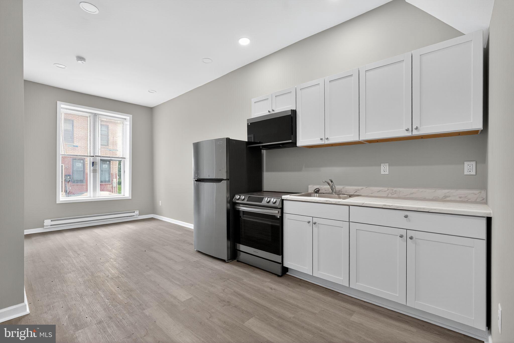 2154 N 9TH STREET