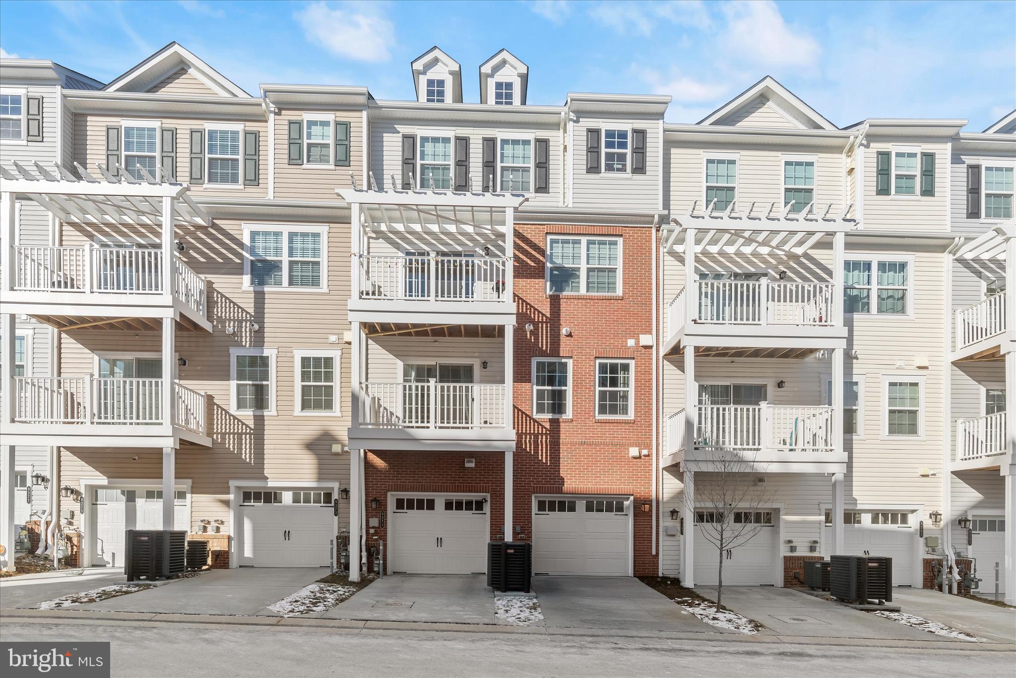 BALLARD GREEN - Residential