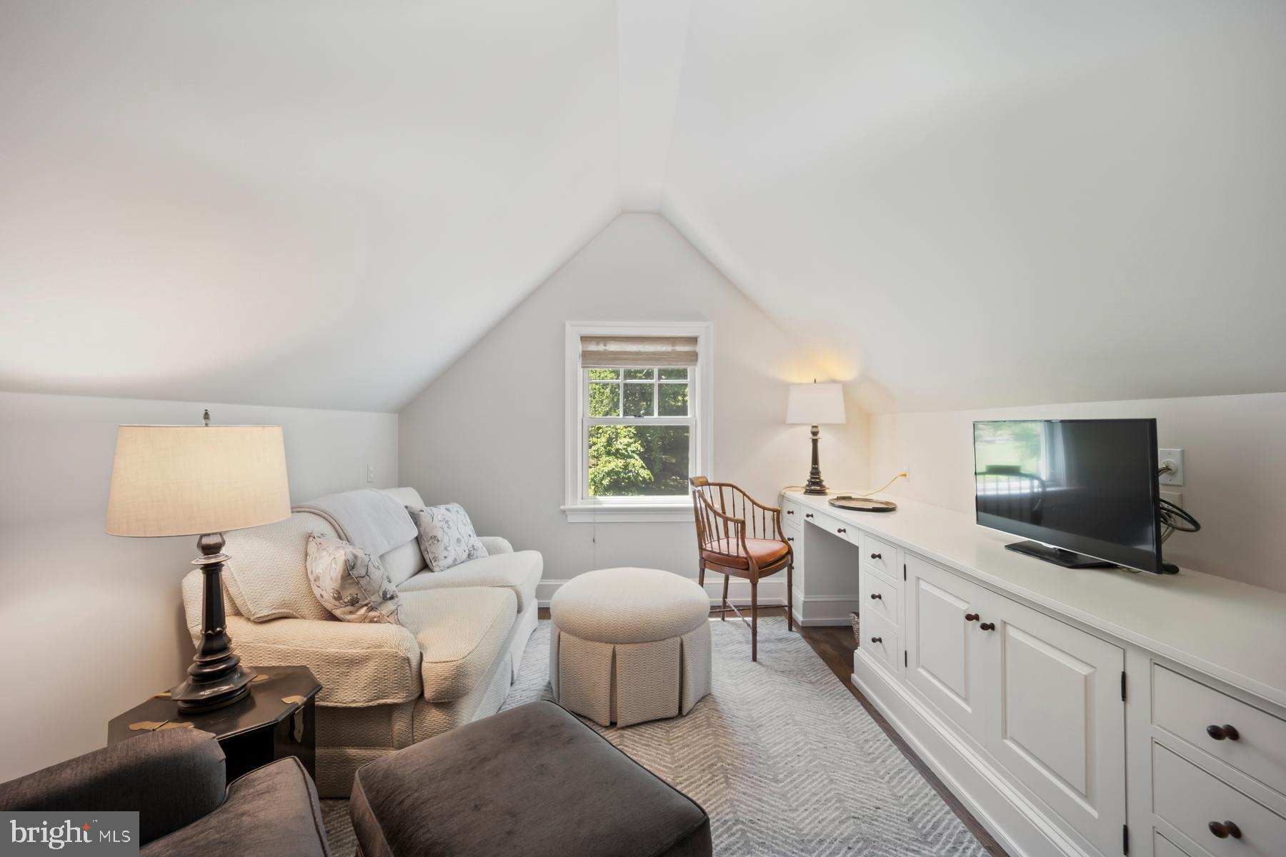 ARONIMINK - Residential